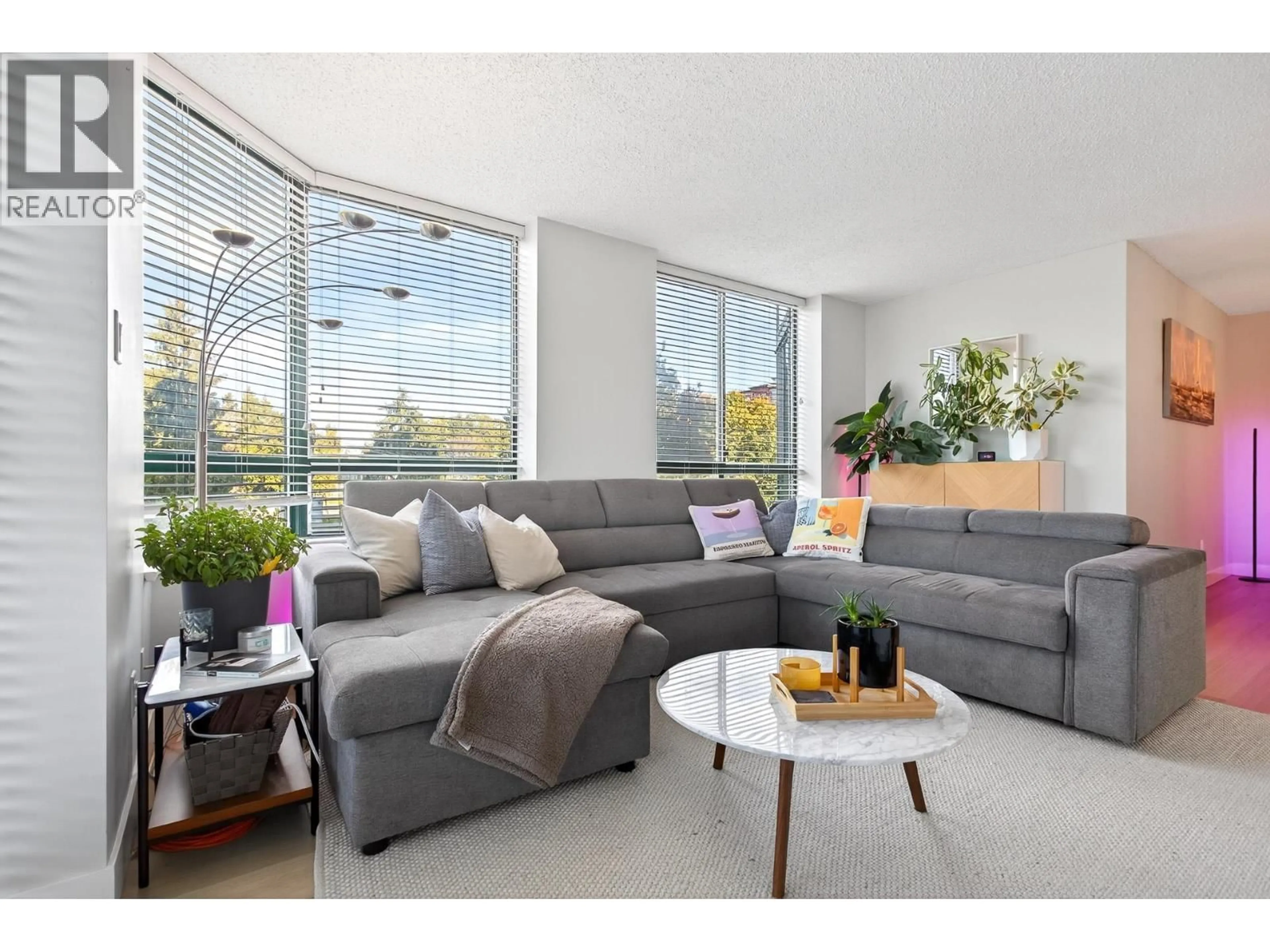 Living room with furniture, unknown for 706 - 121 TENTH STREET STREET, New Westminster British Columbia V3M3X7