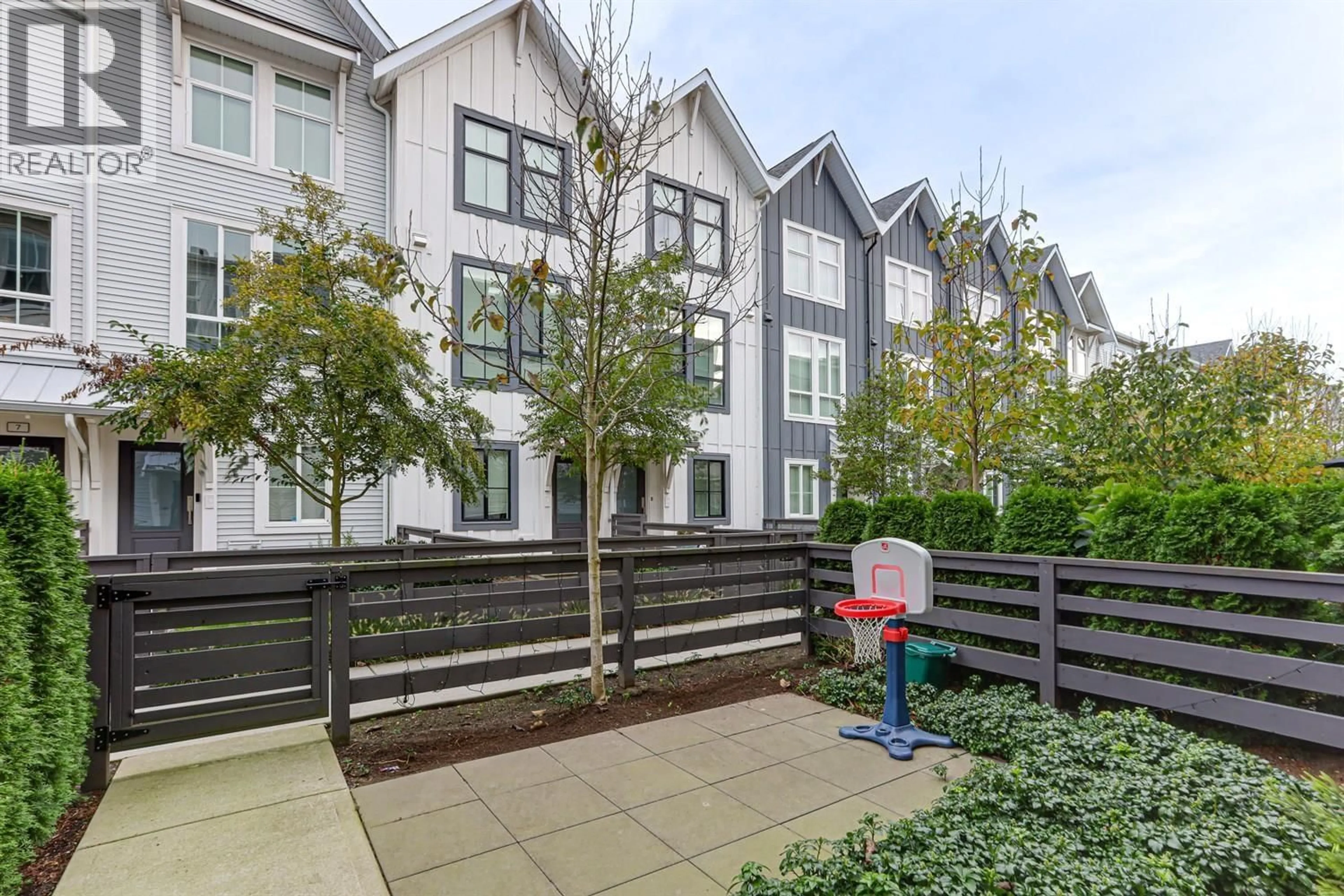 A pic from outside/outdoor area/front of a property/back of a property/a pic from drone, street for 59 - 4656 ORCA WAY, Tsawwassen British Columbia V4M0C9
