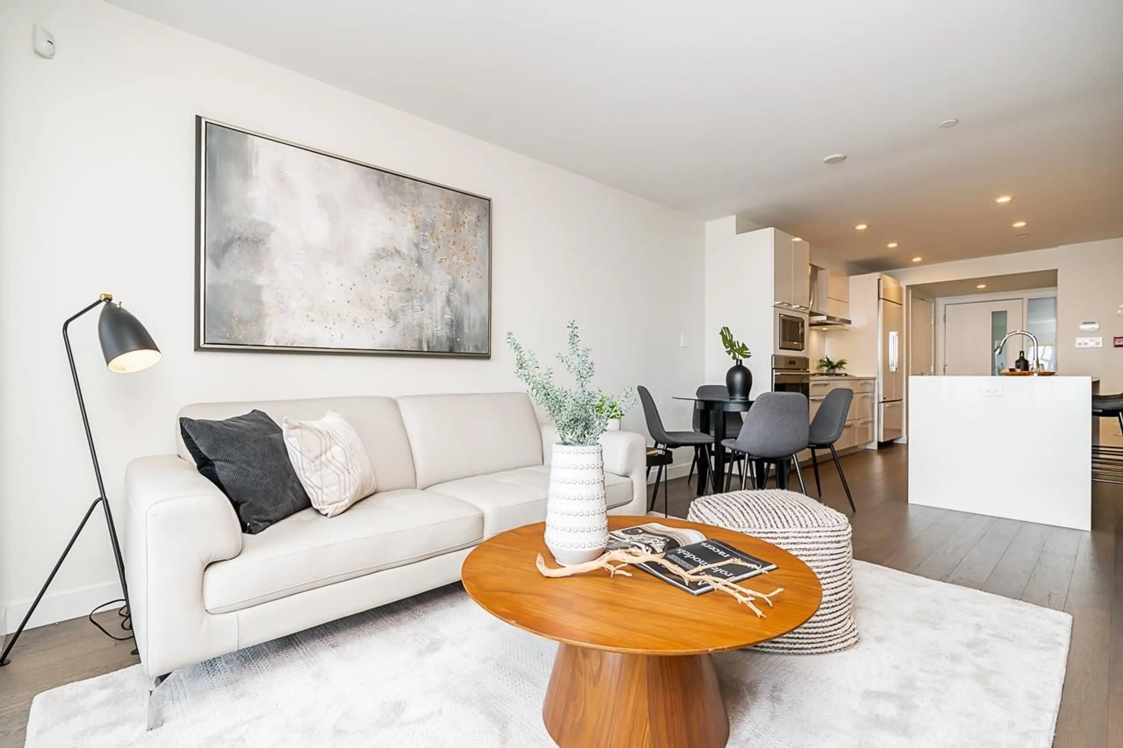 Living room with furniture, unknown for 203 - 1150 OXFORD, White Rock British Columbia V4B0B3
