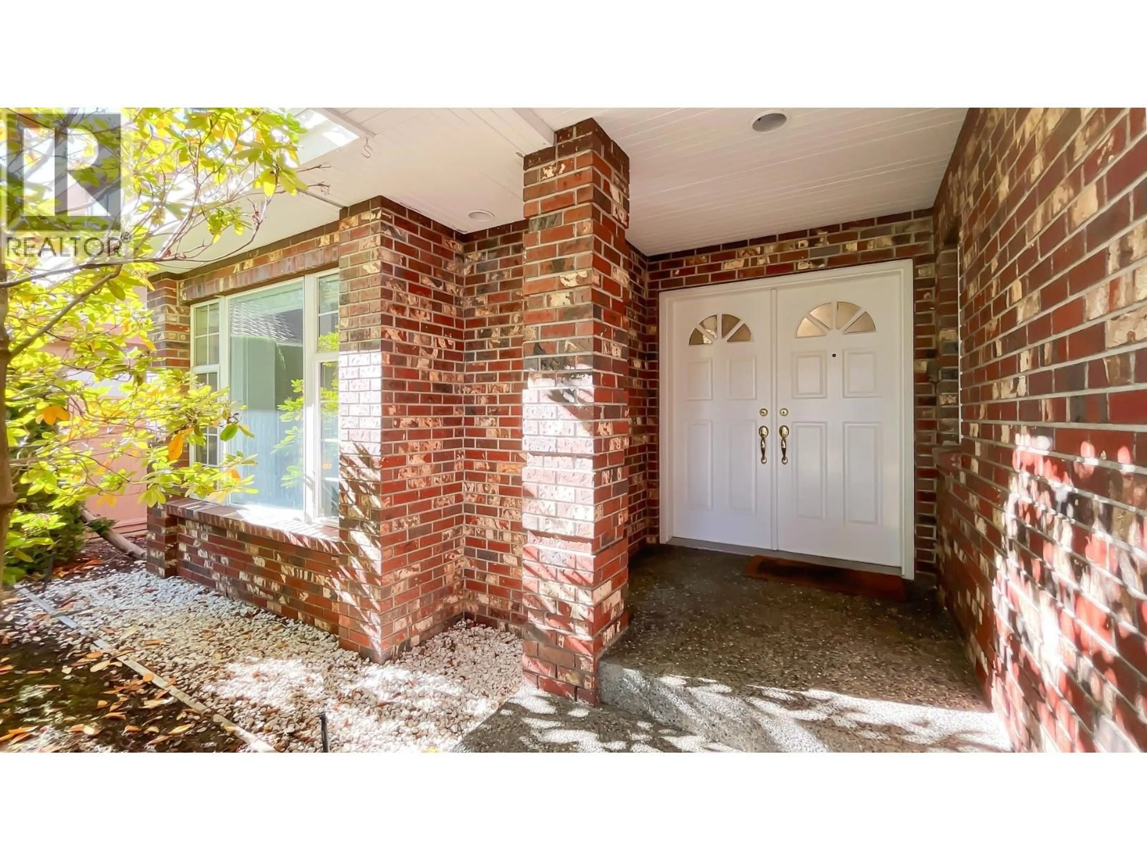 Home with brick exterior material, street for 5605 DEWDNEY COURT, Richmond British Columbia V7C5M6