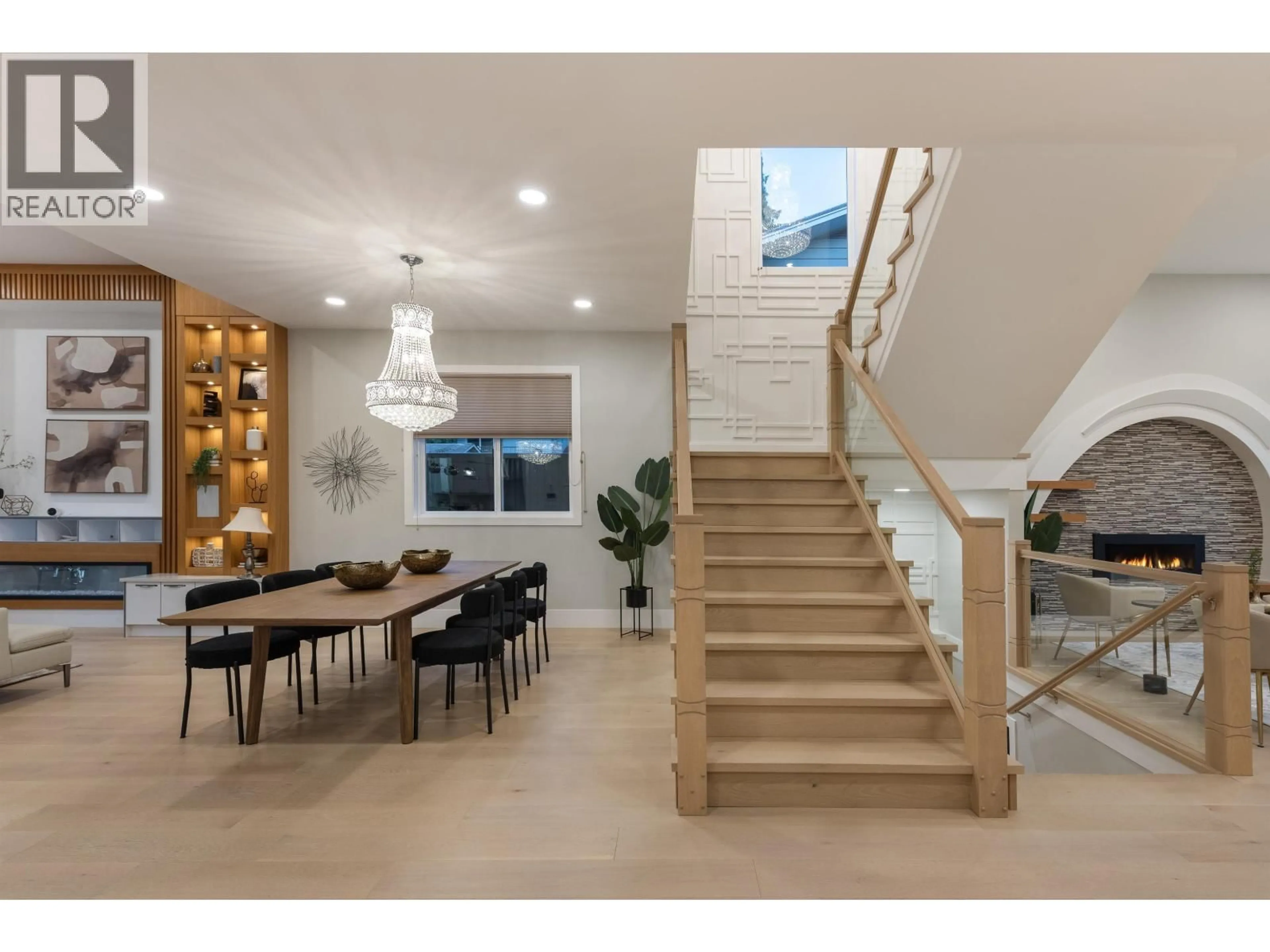 Unknown for 1211 FOSTER AVENUE, Coquitlam British Columbia V3J2M8