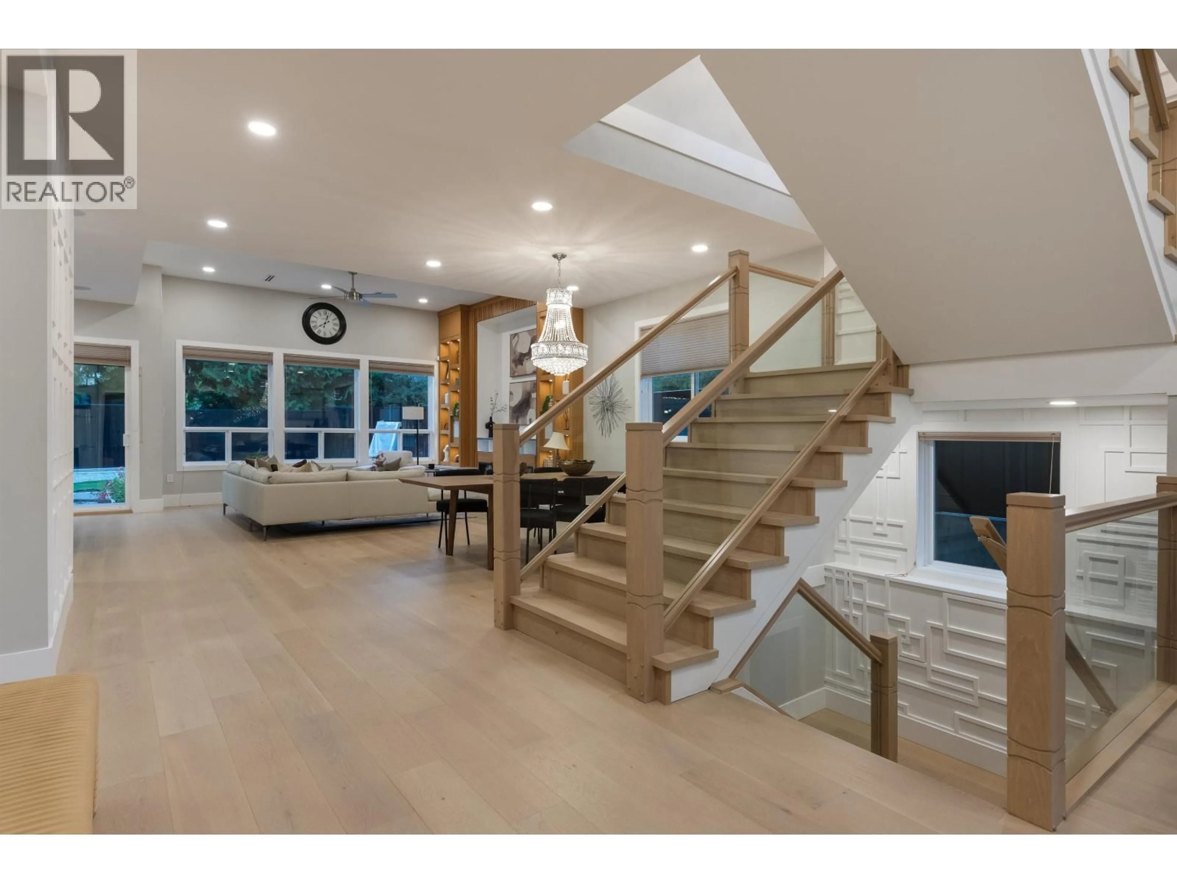 Unknown for 1211 FOSTER AVENUE, Coquitlam British Columbia V3J2M8