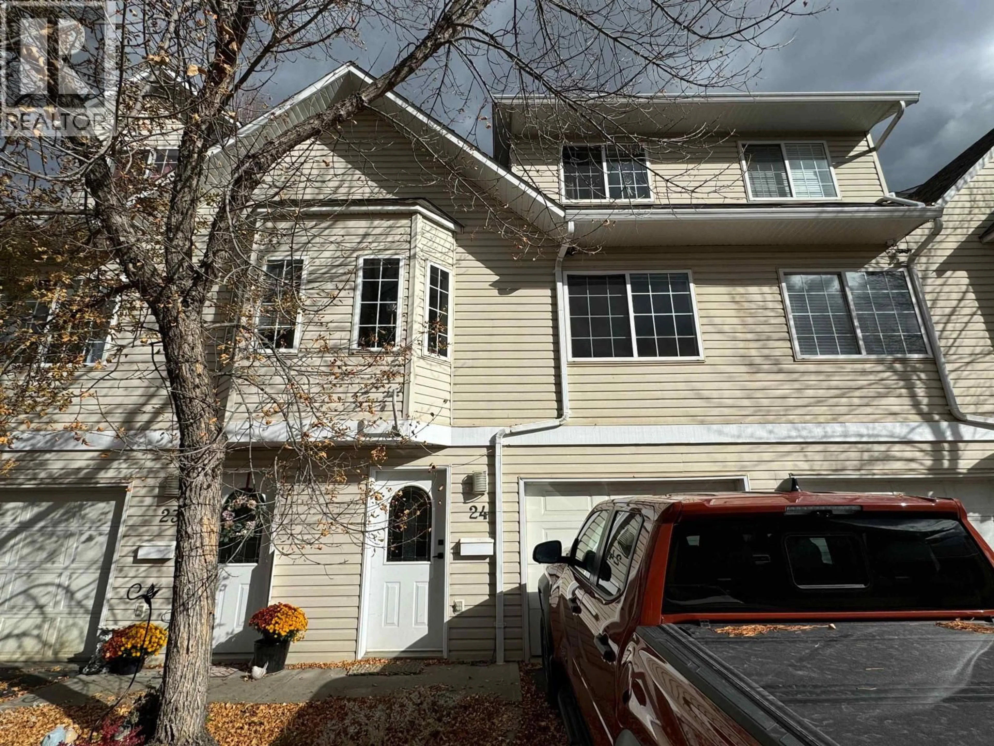 Home with vinyl exterior material, street for 24 - 350 PEARKES DRIVE, Williams Lake British Columbia V2G4T2