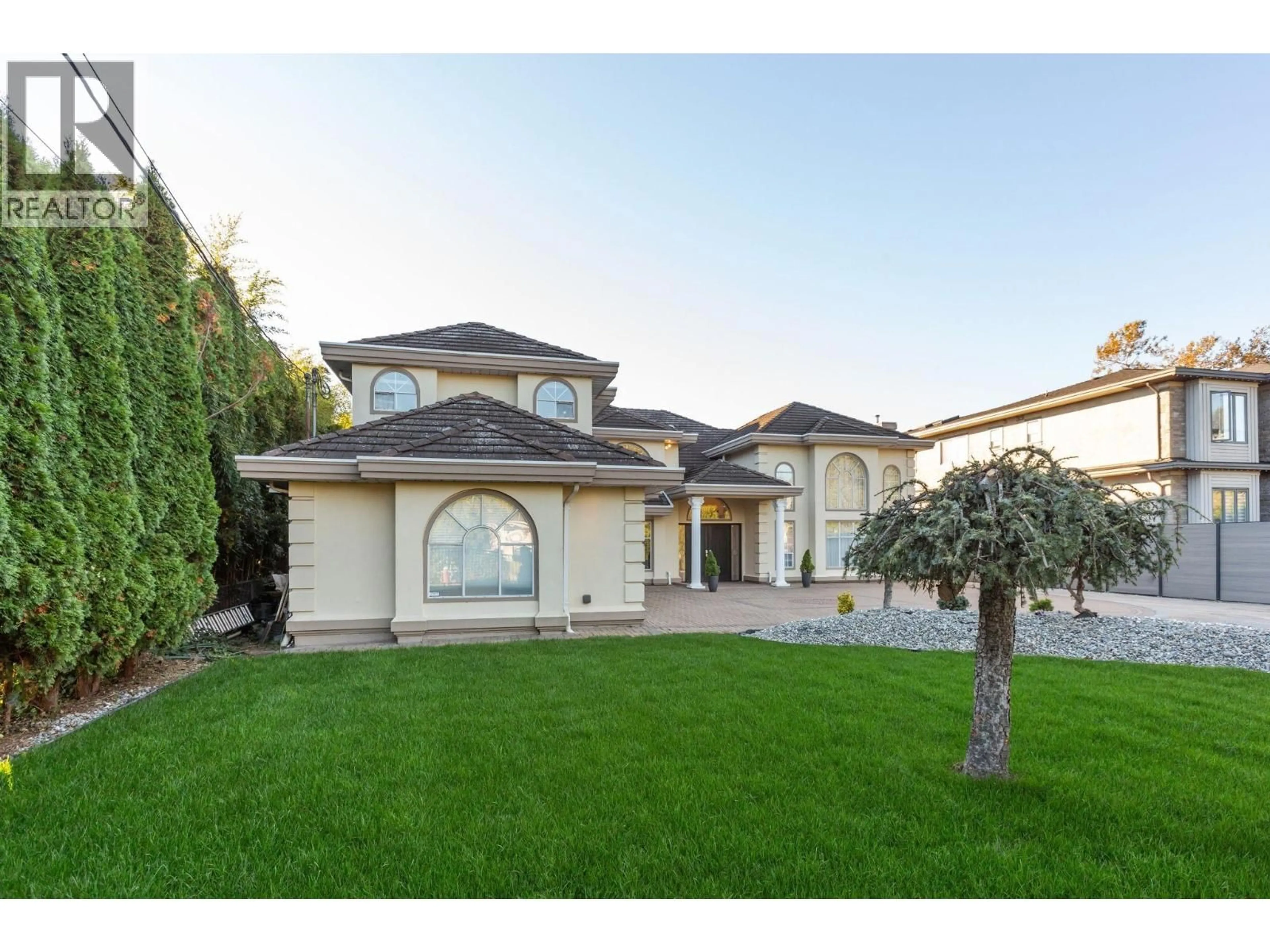 Home with vinyl exterior material, street for 6411 NO. 7 ROAD, Richmond British Columbia V6W1E8