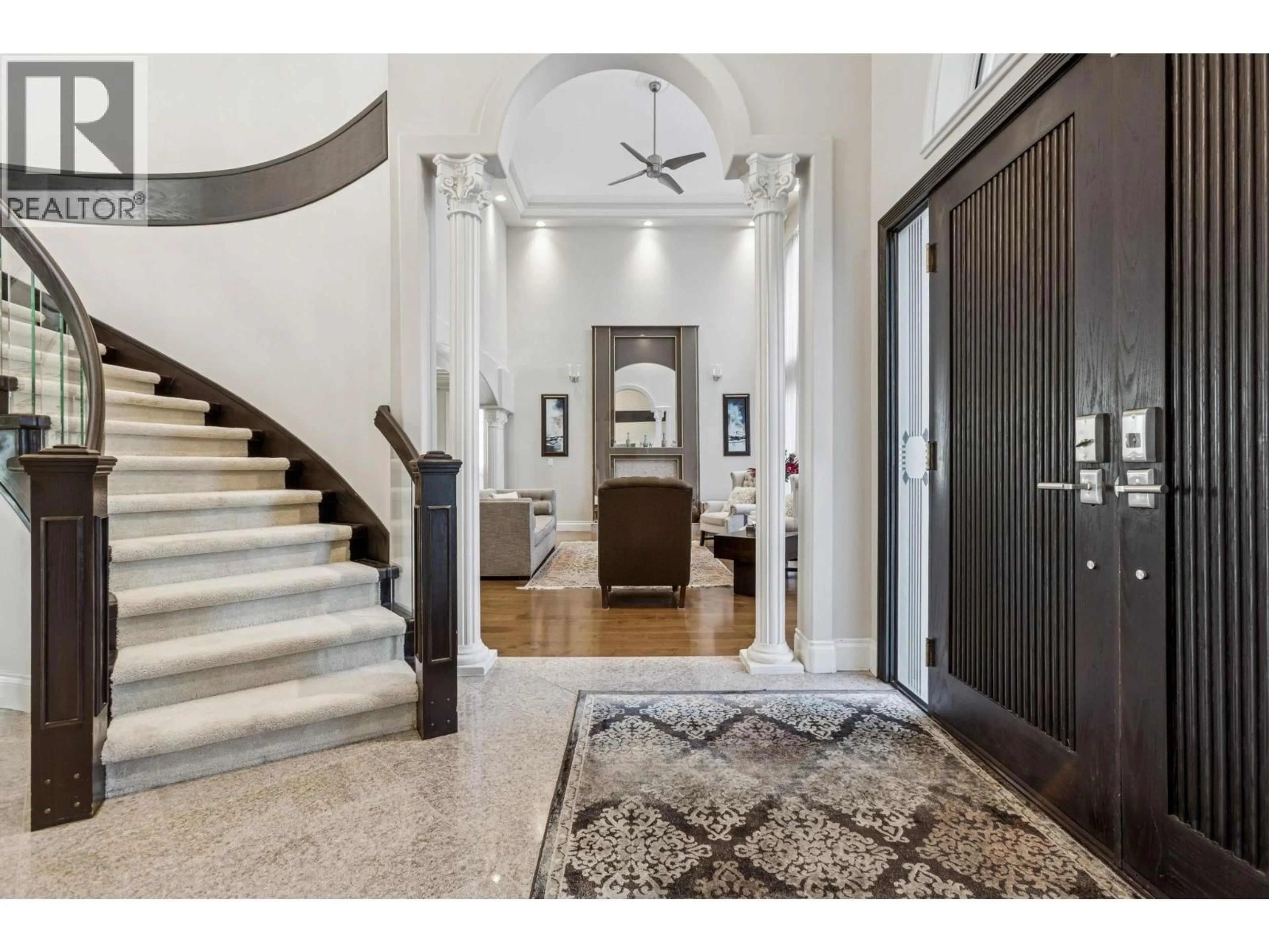 Indoor entryway for 6411 NO. 7 ROAD, Richmond British Columbia V6W1E8