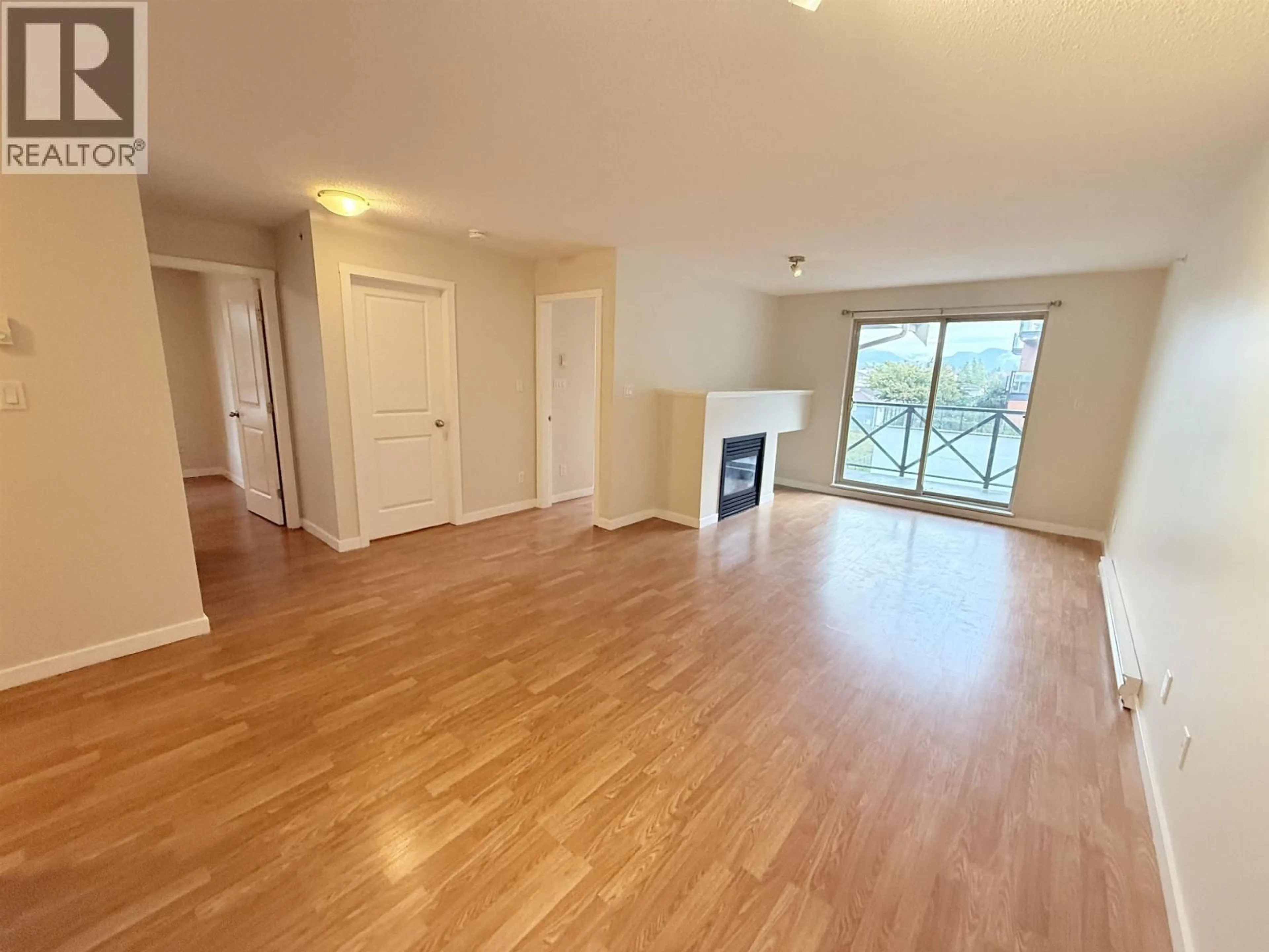 A pic of a room for 305 - 38003 SECOND AVENUE, Squamish British Columbia V8B0C4