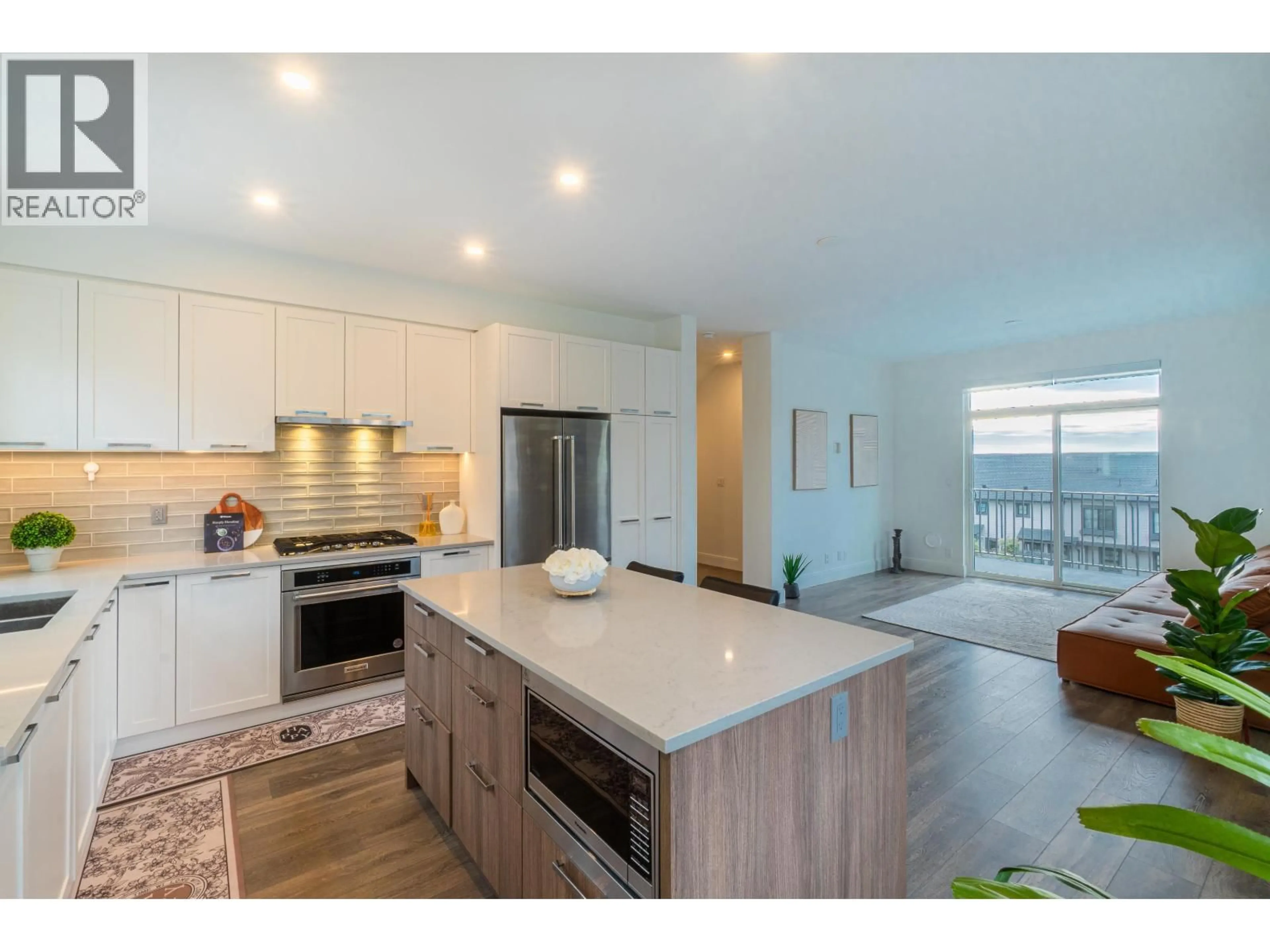 Open concept kitchen, wood/laminate floor for 126 - 1310 MITCHELL STREET, Coquitlam British Columbia V3B2W7