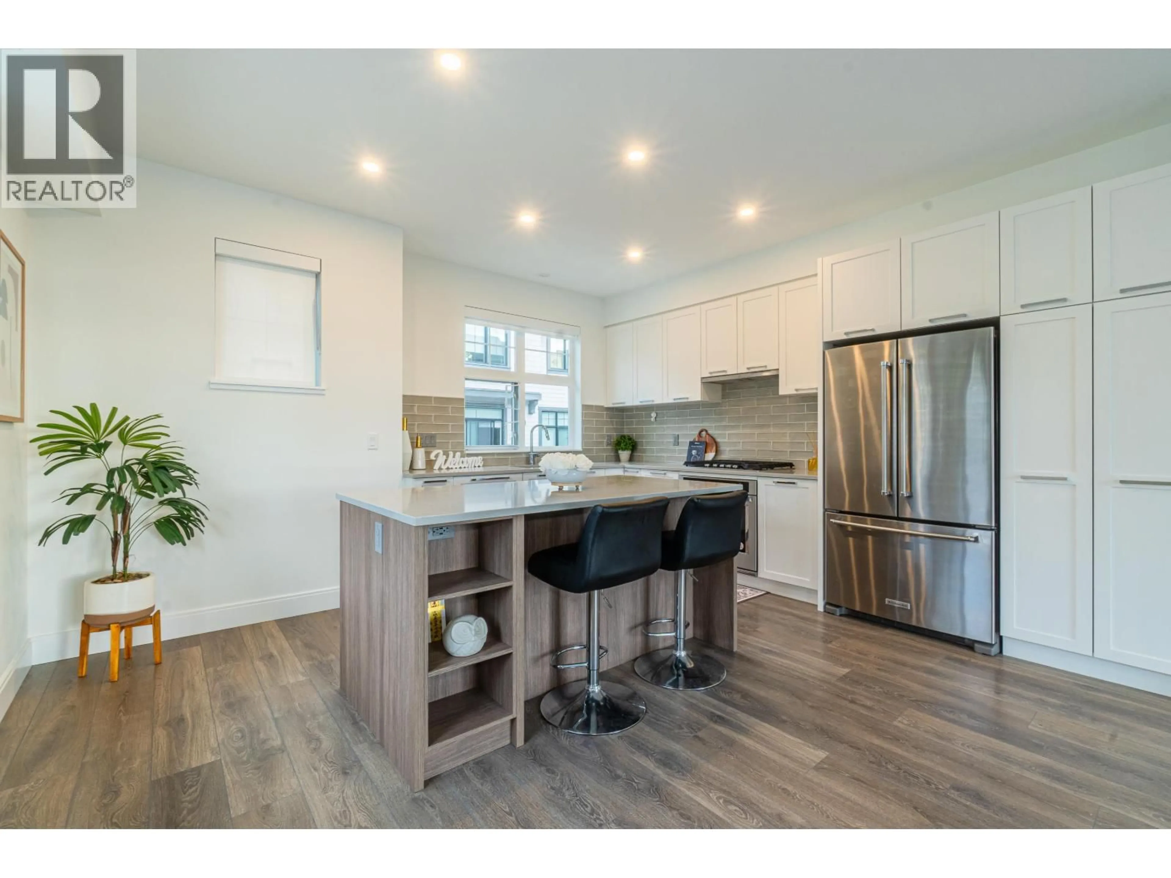 Open concept kitchen, wood/laminate floor for 126 - 1310 MITCHELL STREET, Coquitlam British Columbia V3B2W7