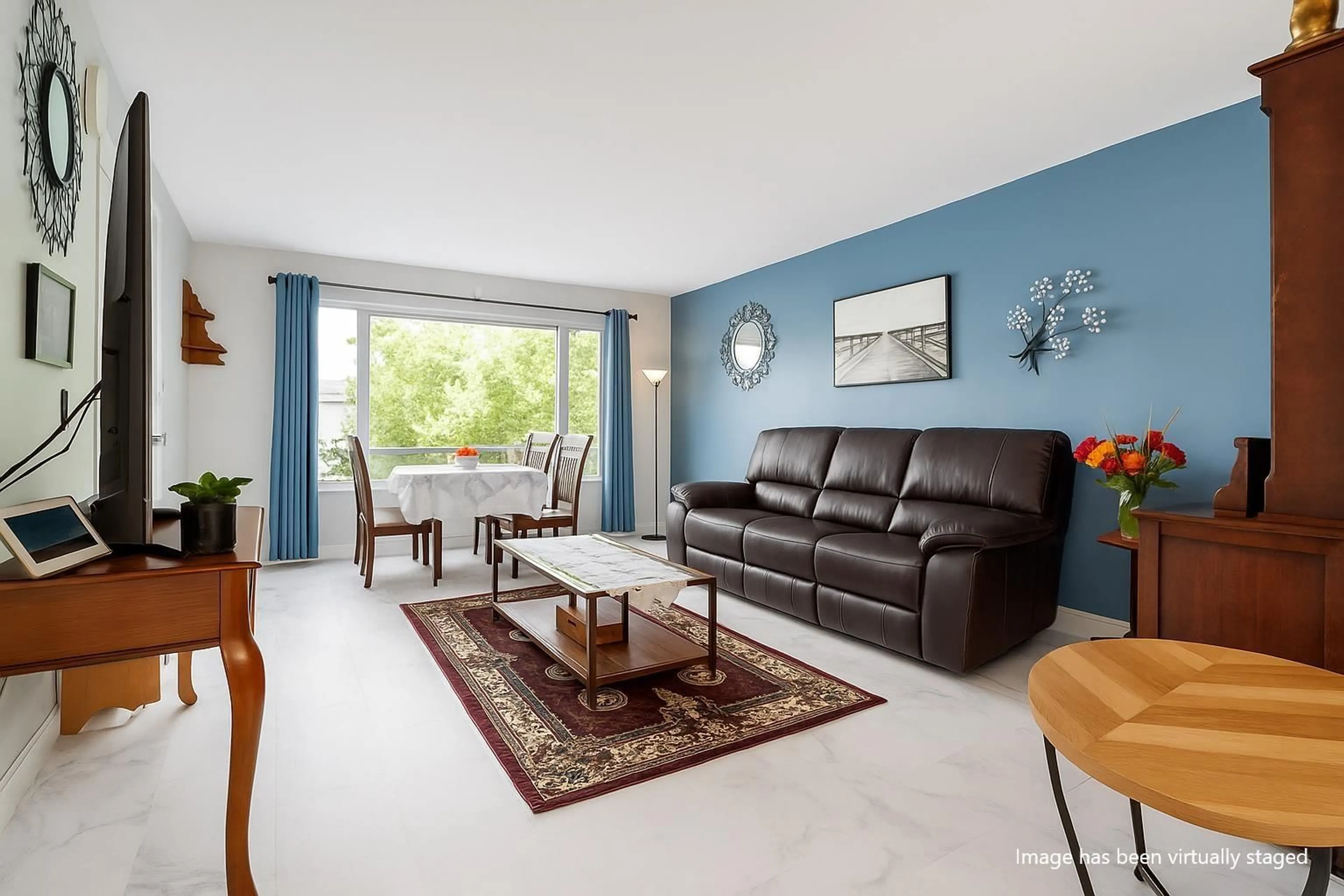 Living room with furniture, unknown for 1 - 46430 FIRST AVENUE, Chilliwack British Columbia V2P1W9