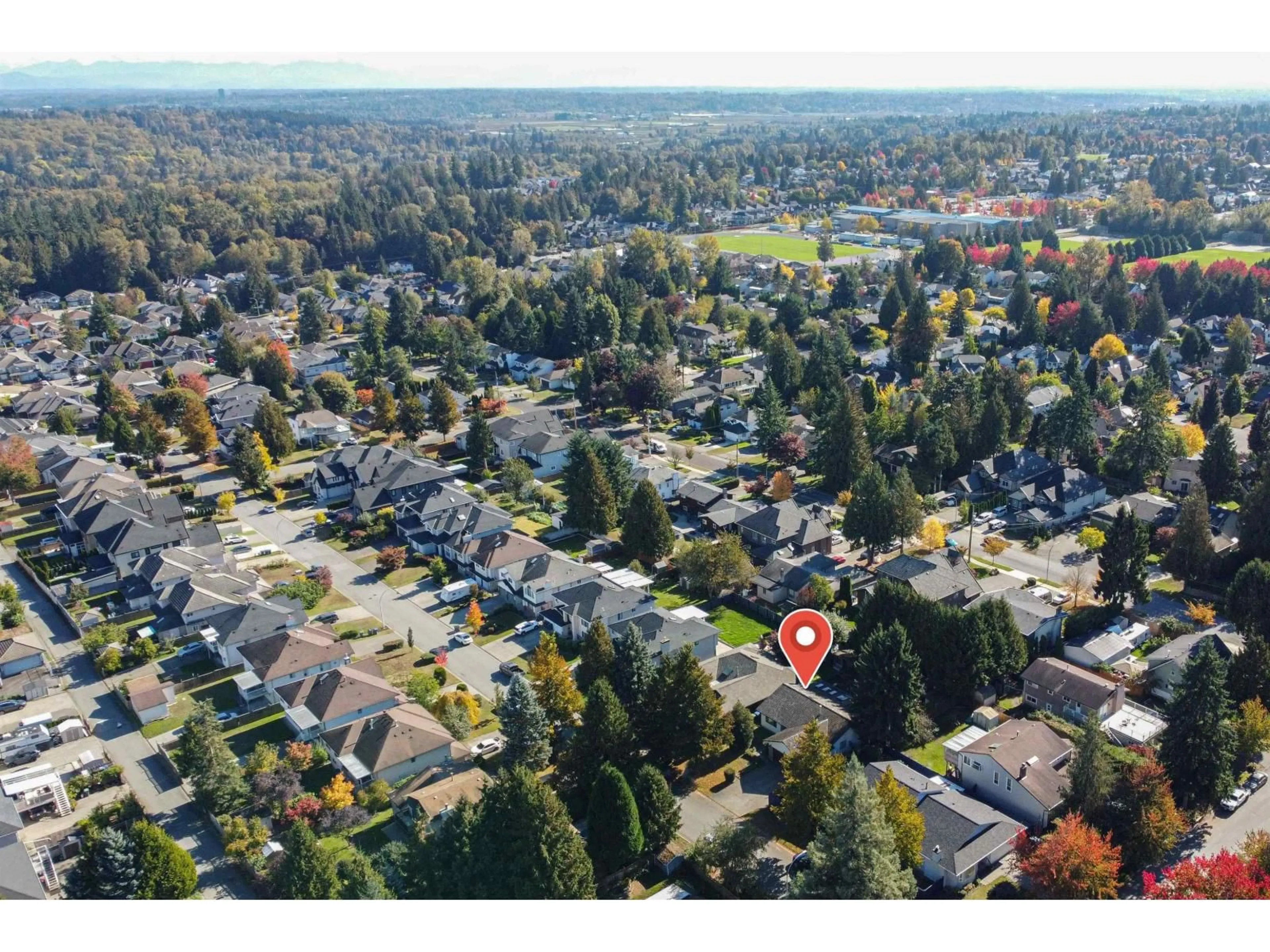 A pic from outside/outdoor area/front of a property/back of a property/a pic from drone, unknown for 15728 99A, Surrey British Columbia V4N2A9