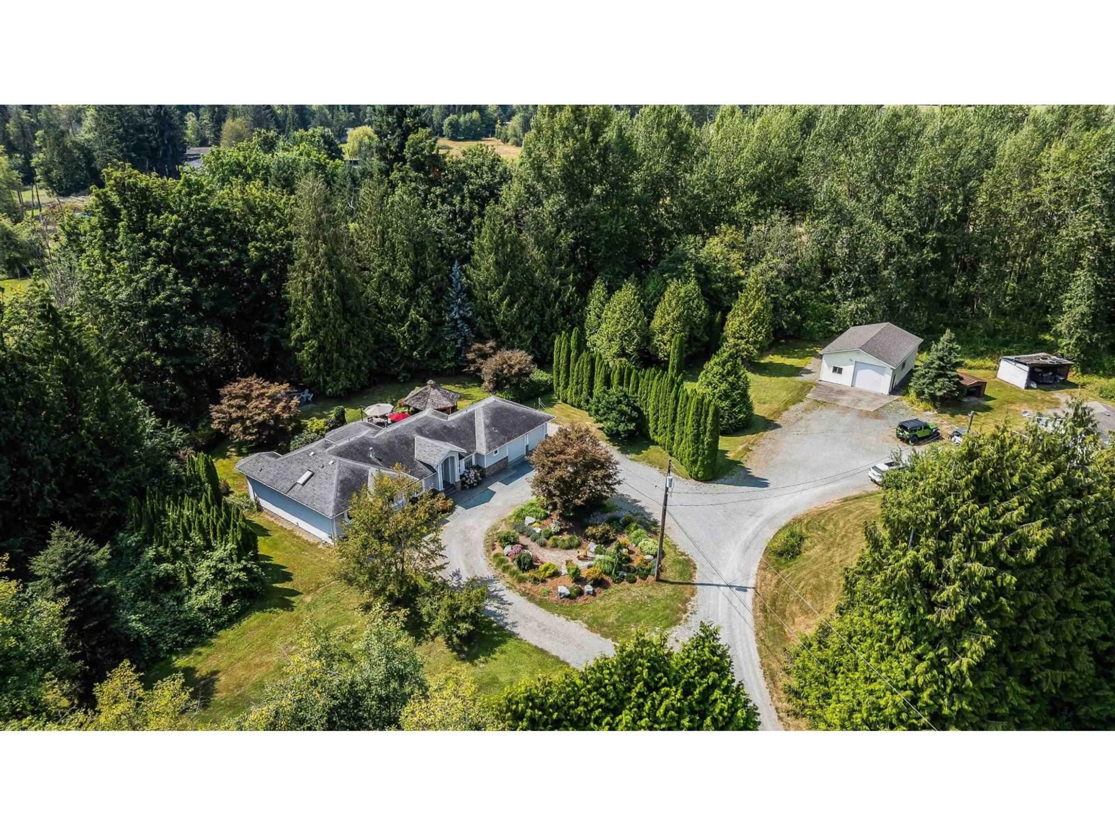 A pic from outside/outdoor area/front of a property/back of a property/a pic from drone, unknown for 6277 256, Langley British Columbia V4W1K2