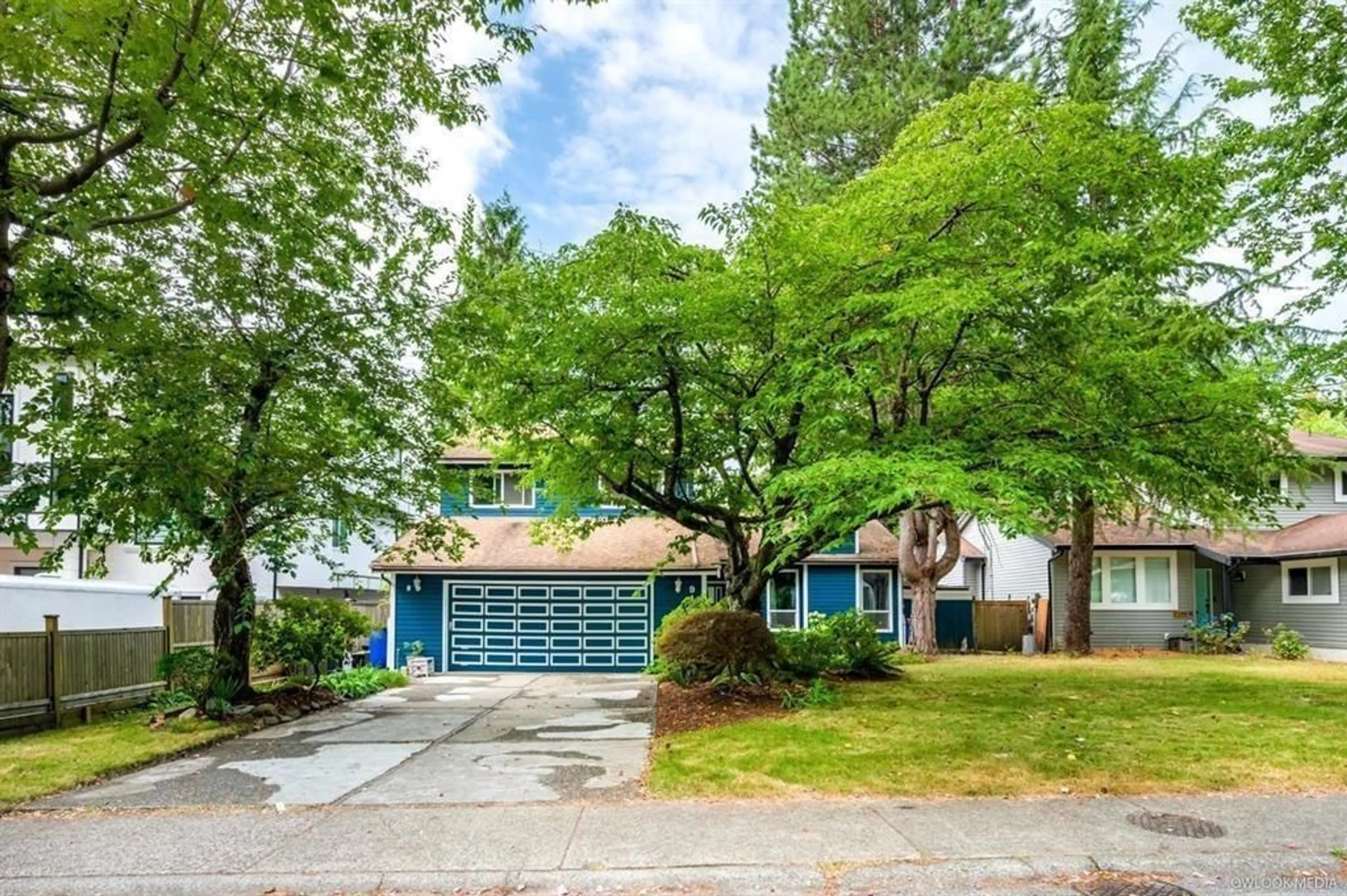 Home with vinyl exterior material, street for 9135 146, Surrey British Columbia V3R7N3