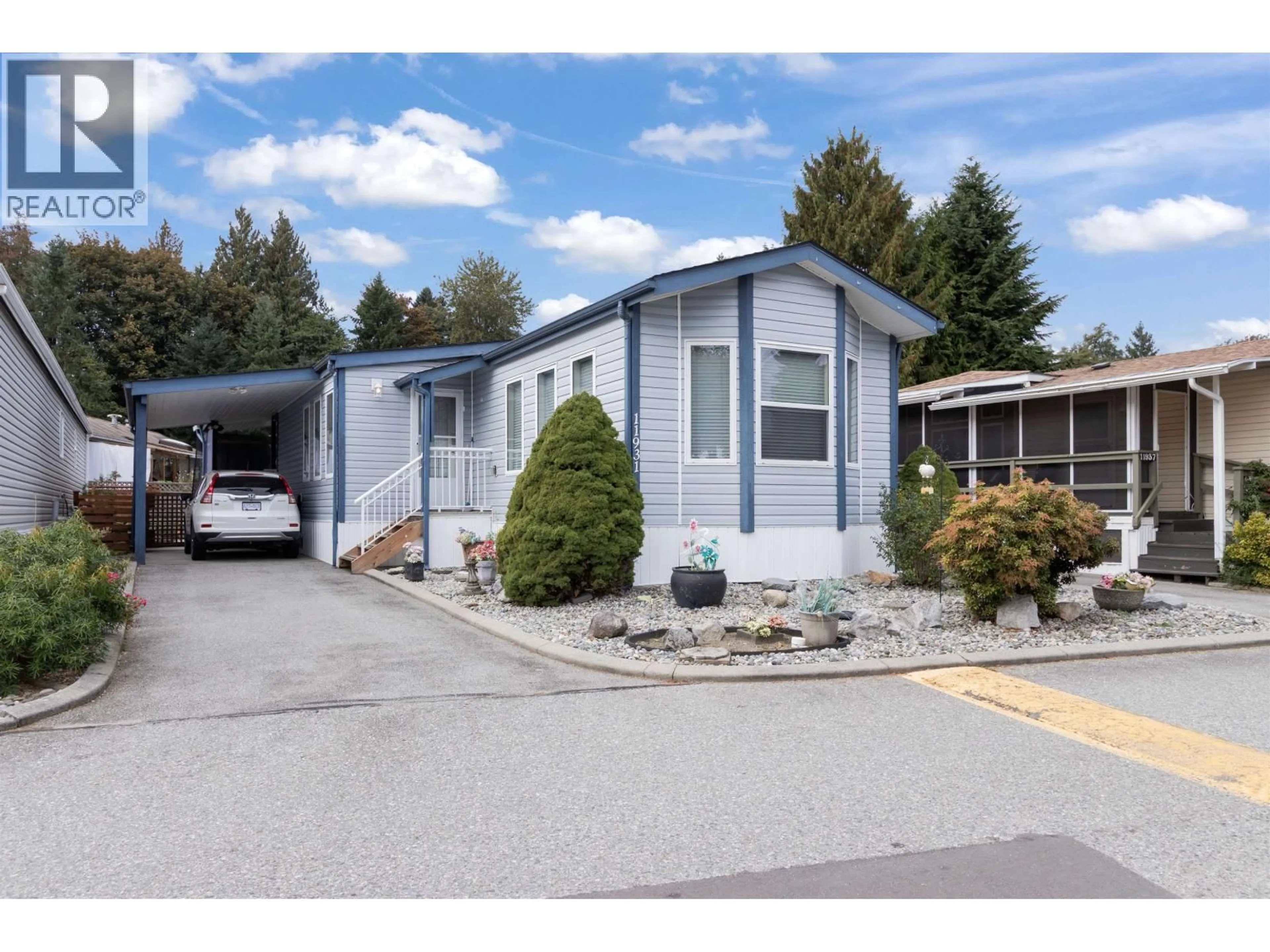 Home with vinyl exterior material, street for 128 - 11931 PONDEROSA BOULEVARD, Pitt Meadows British Columbia V3Y1Z3