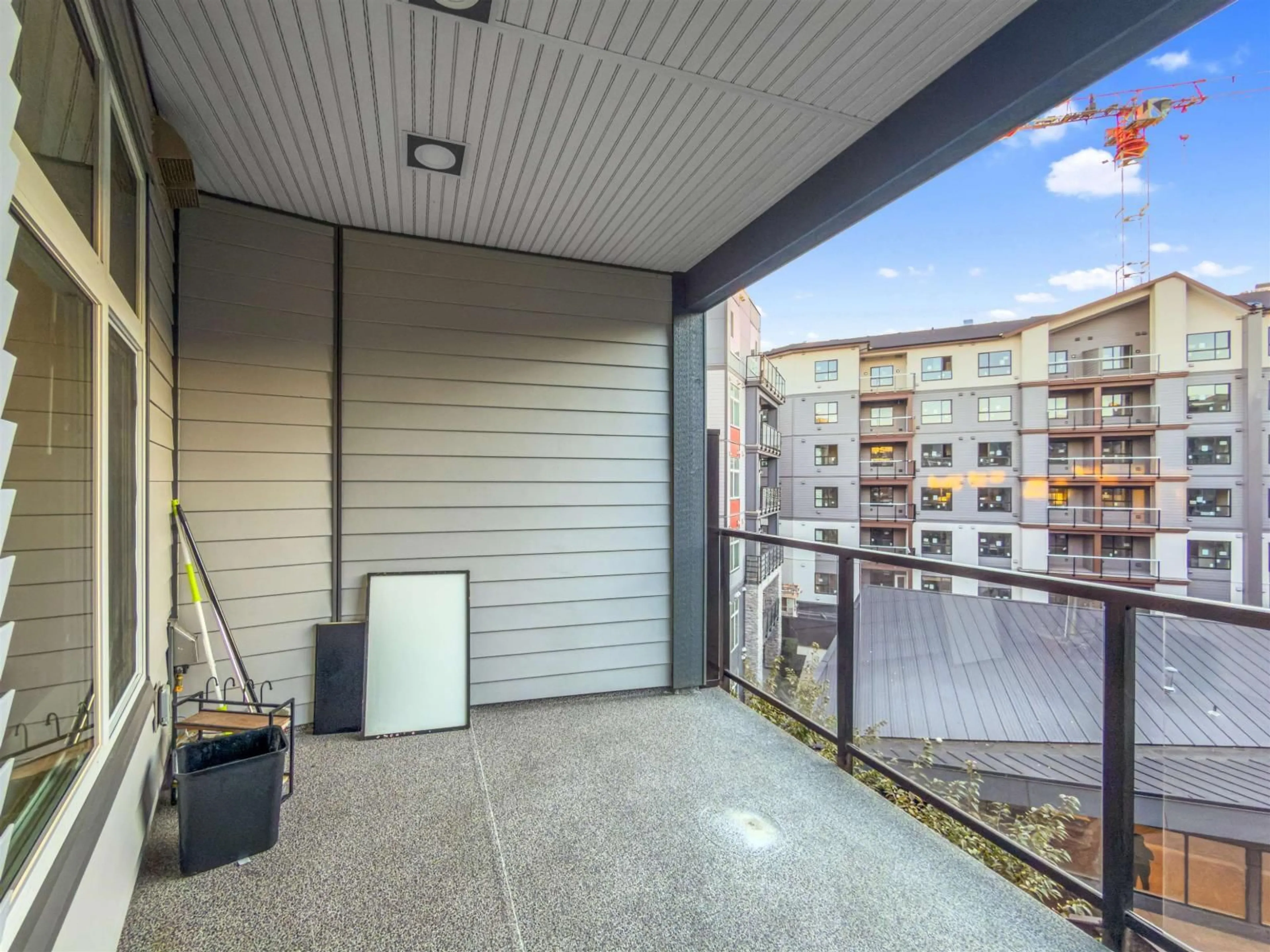 Balcony in the apartment, unknown for 406 - 11077 RAVINE, Surrey British Columbia V3T0R7
