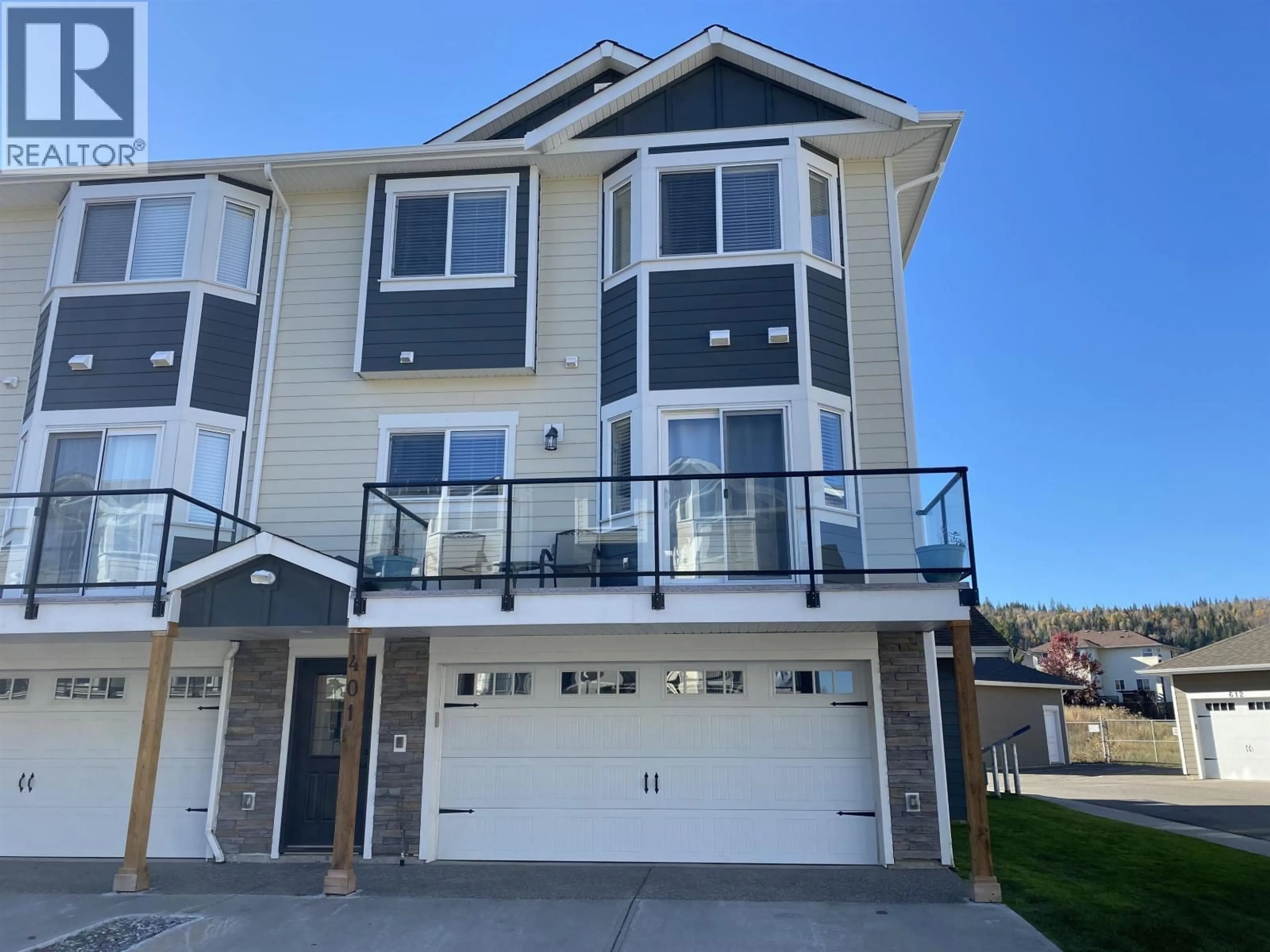 Home with vinyl exterior material, water/lake/river/ocean view for 401 - 467 TABOR BOULEVARD, Prince George British Columbia V2M0B1