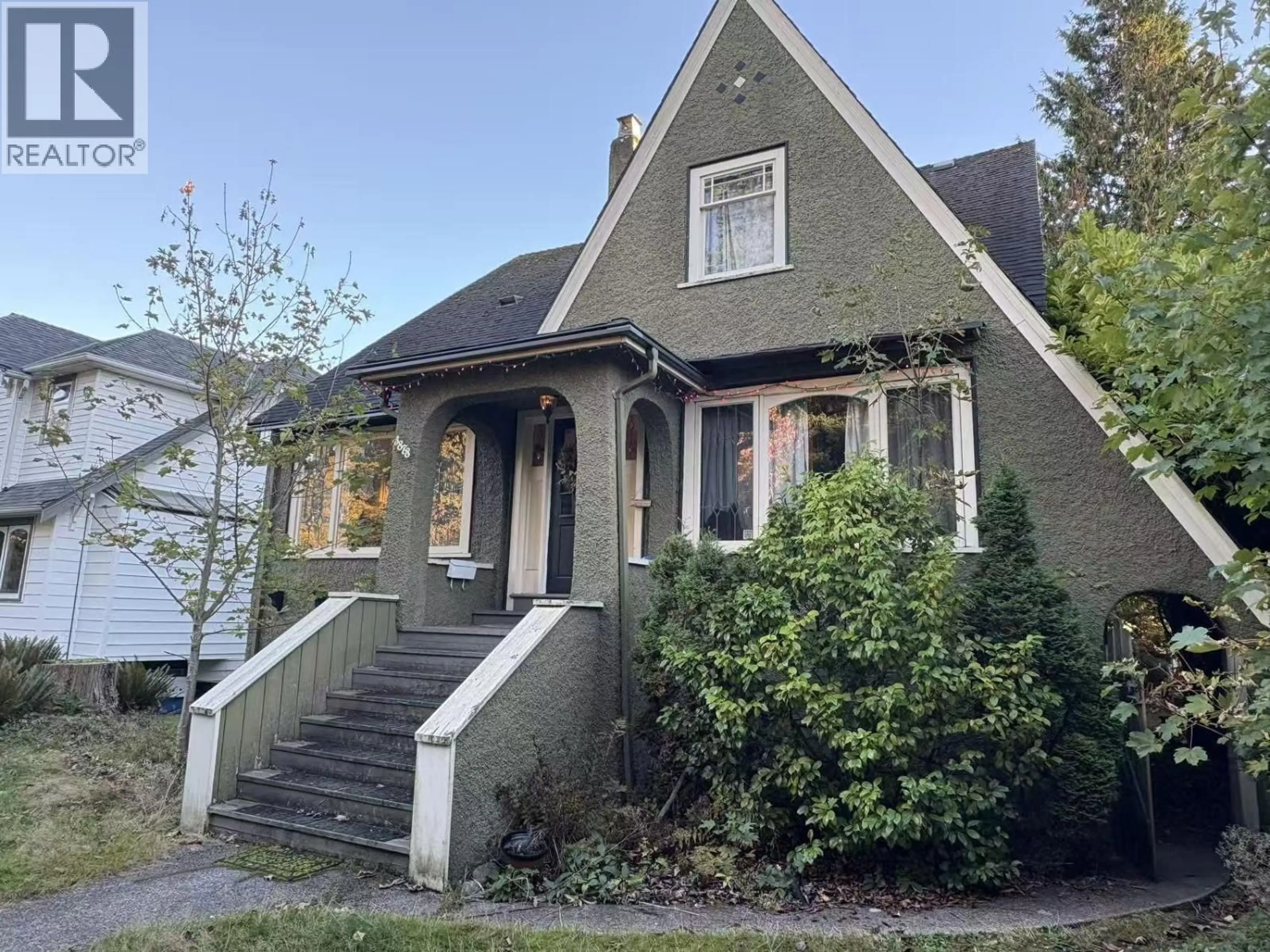 Home with brick exterior material, street for 3878 33RD AVENUE, Vancouver British Columbia V6N2H6