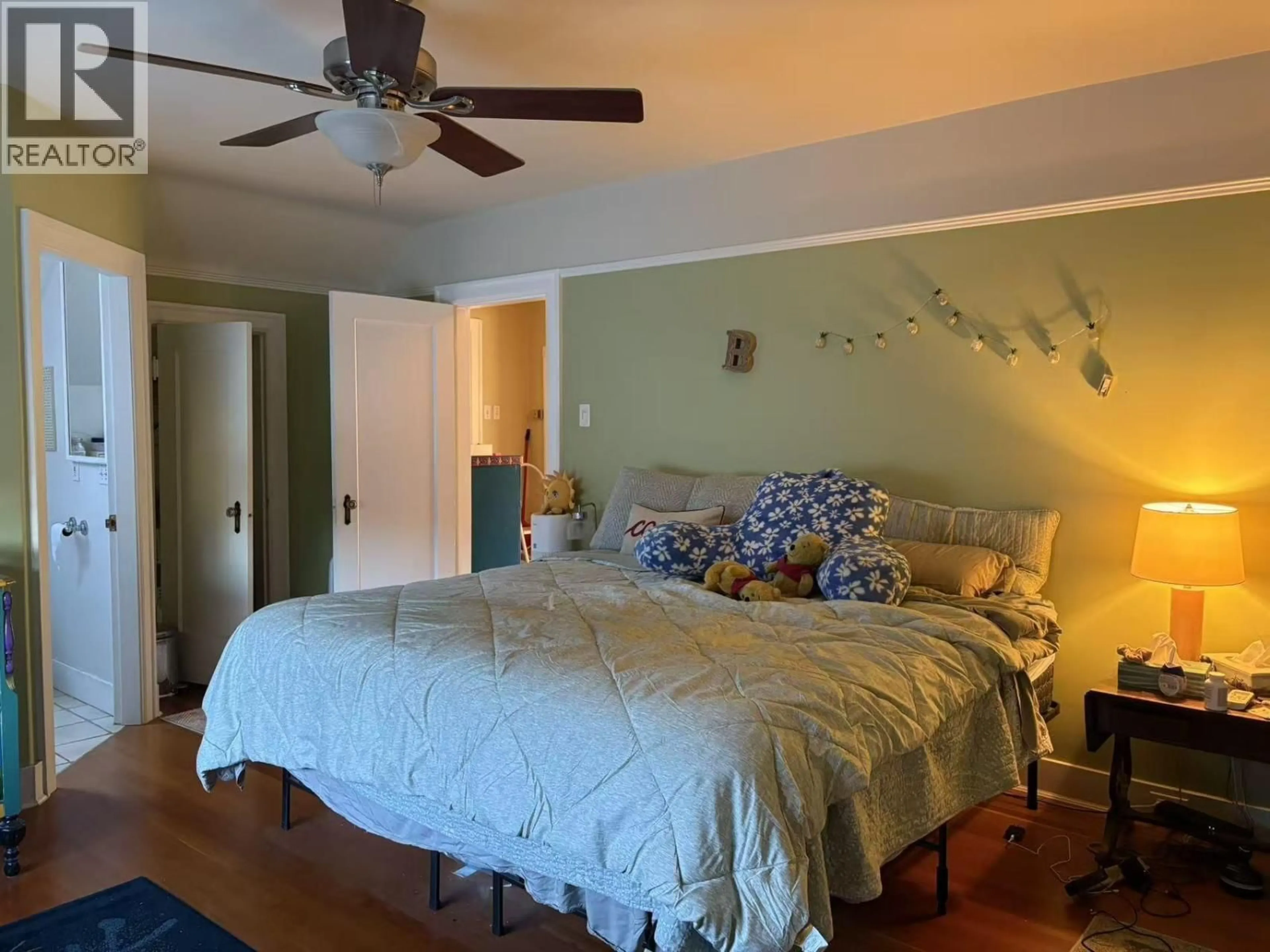 A pic of a room for 3878 33RD AVENUE, Vancouver British Columbia V6N2H6