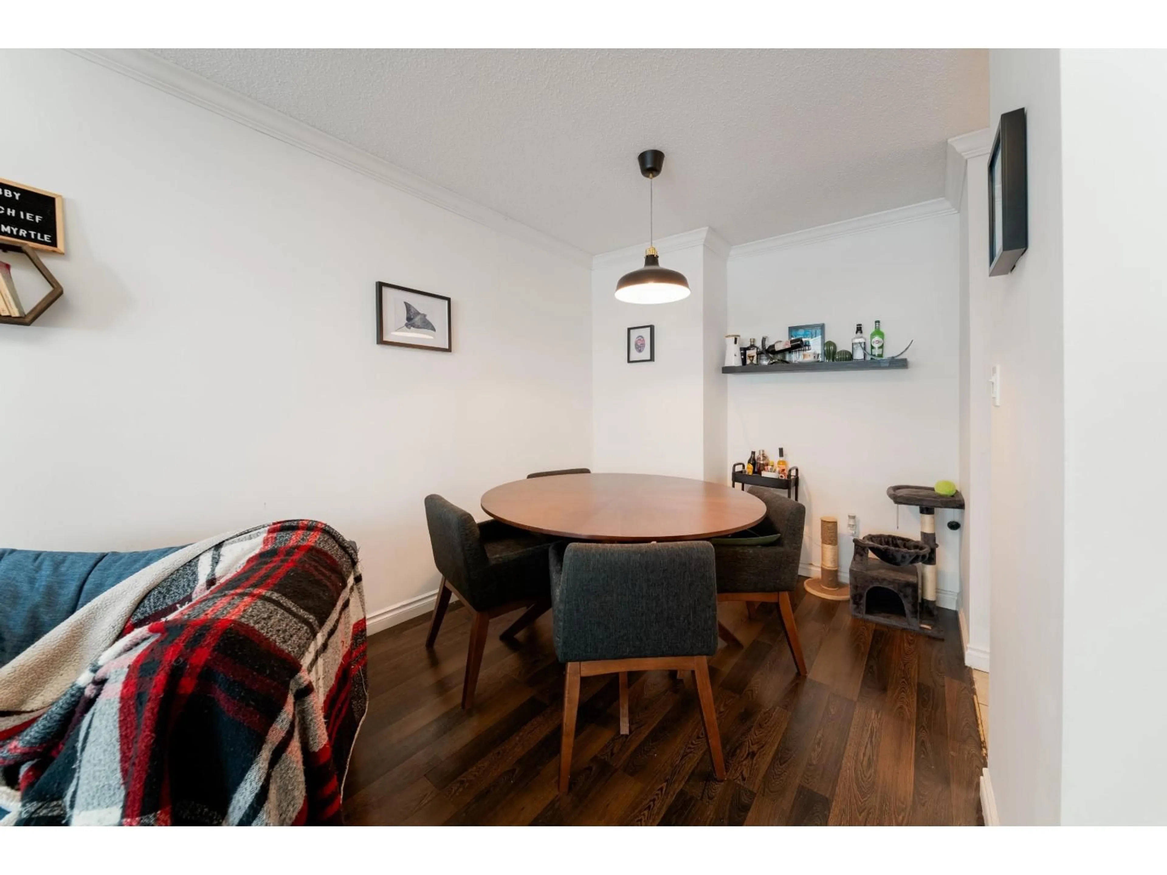 Dining room, wood/laminate floor for 206 - 1850 SOUTHMERE EAST, Surrey British Columbia V4A6Y6