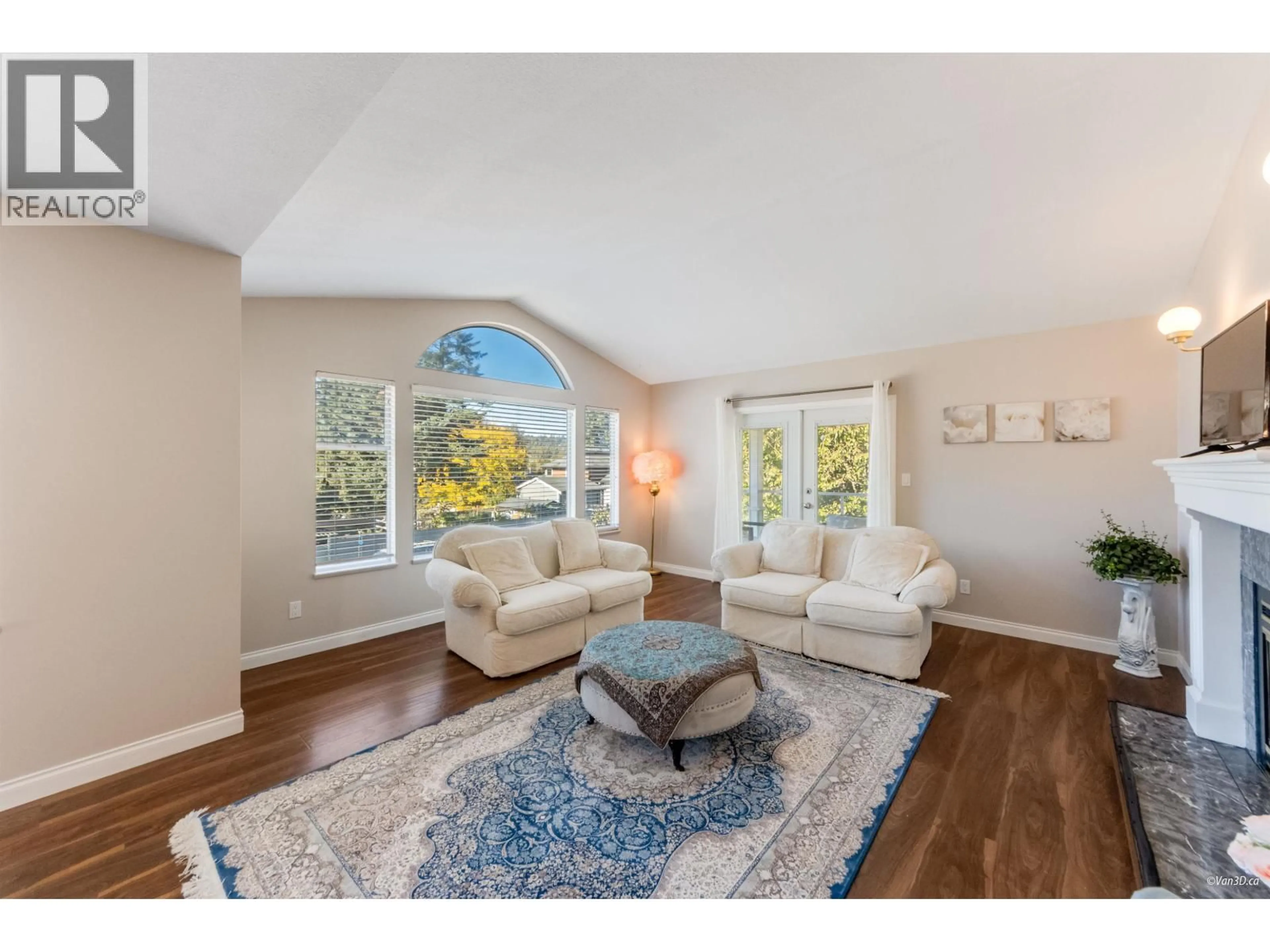 Living room with furniture, unknown for 2287 STAFFORD AVENUE, Port Coquitlam British Columbia V3C4X5