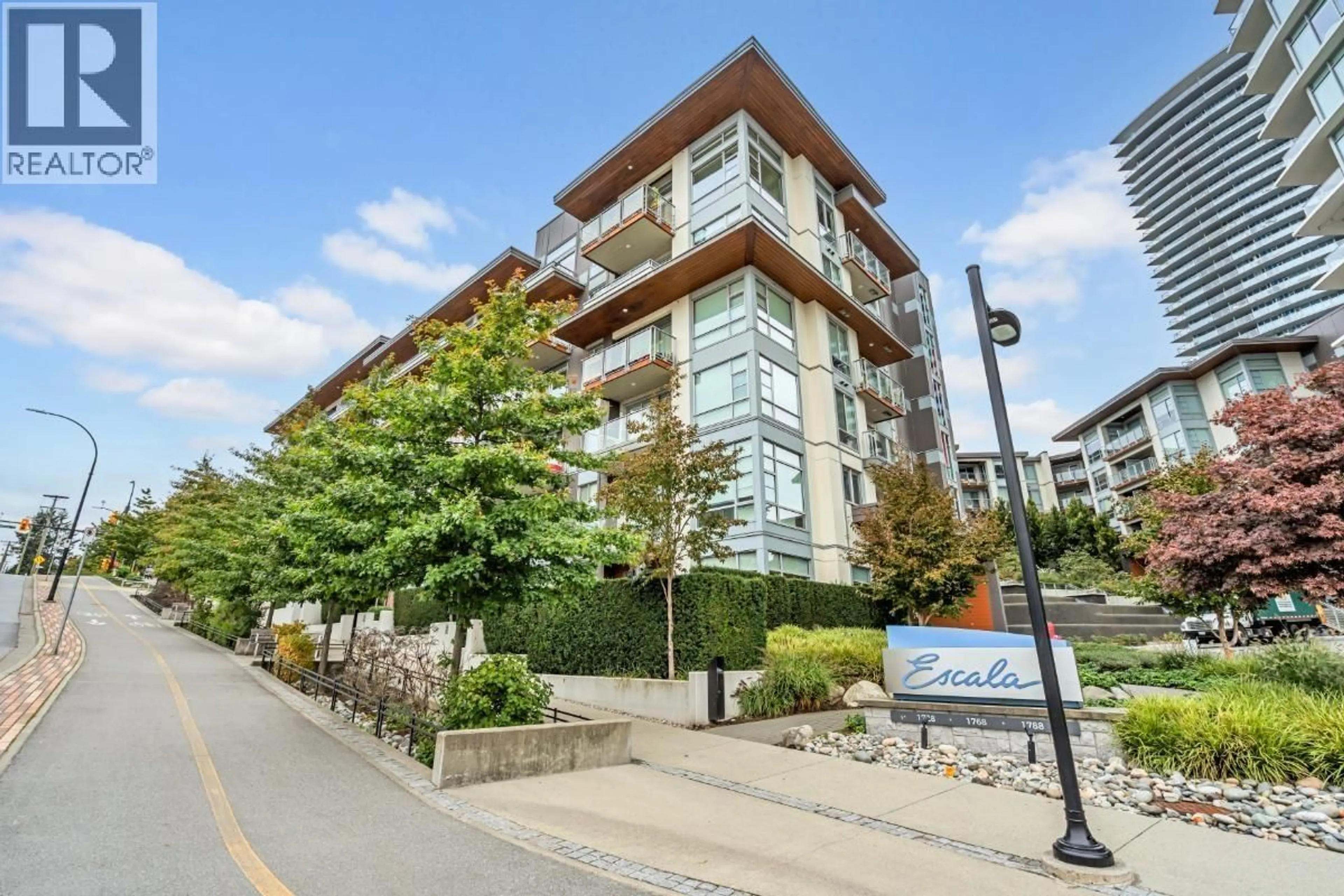 Unknown for TH1 - 1728 GILMORE AVENUE, Burnaby British Columbia V5C0L3