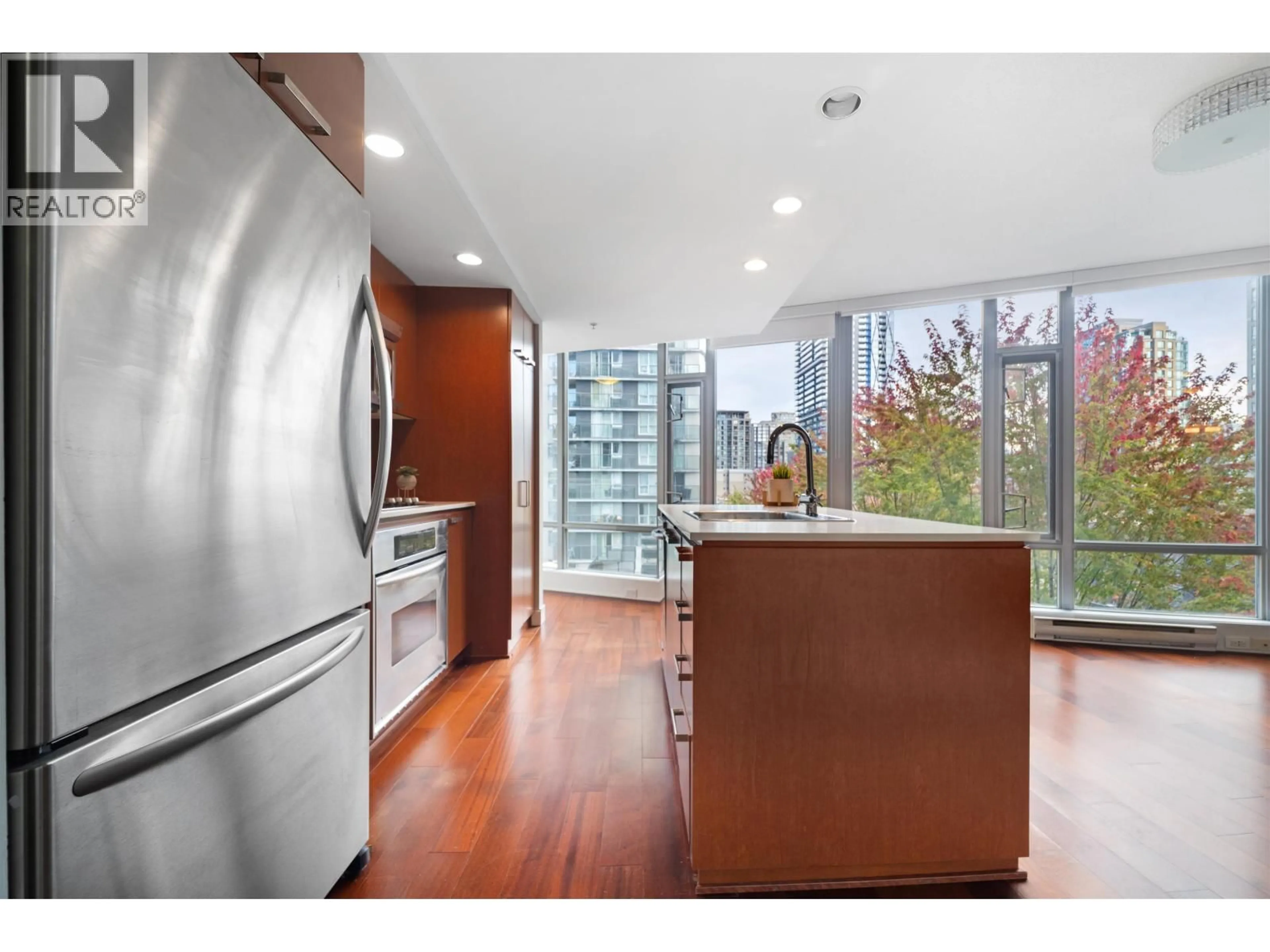 Open concept kitchen, unknown for 701 - 1255 SEYMOUR STREET, Vancouver British Columbia V7J2J8