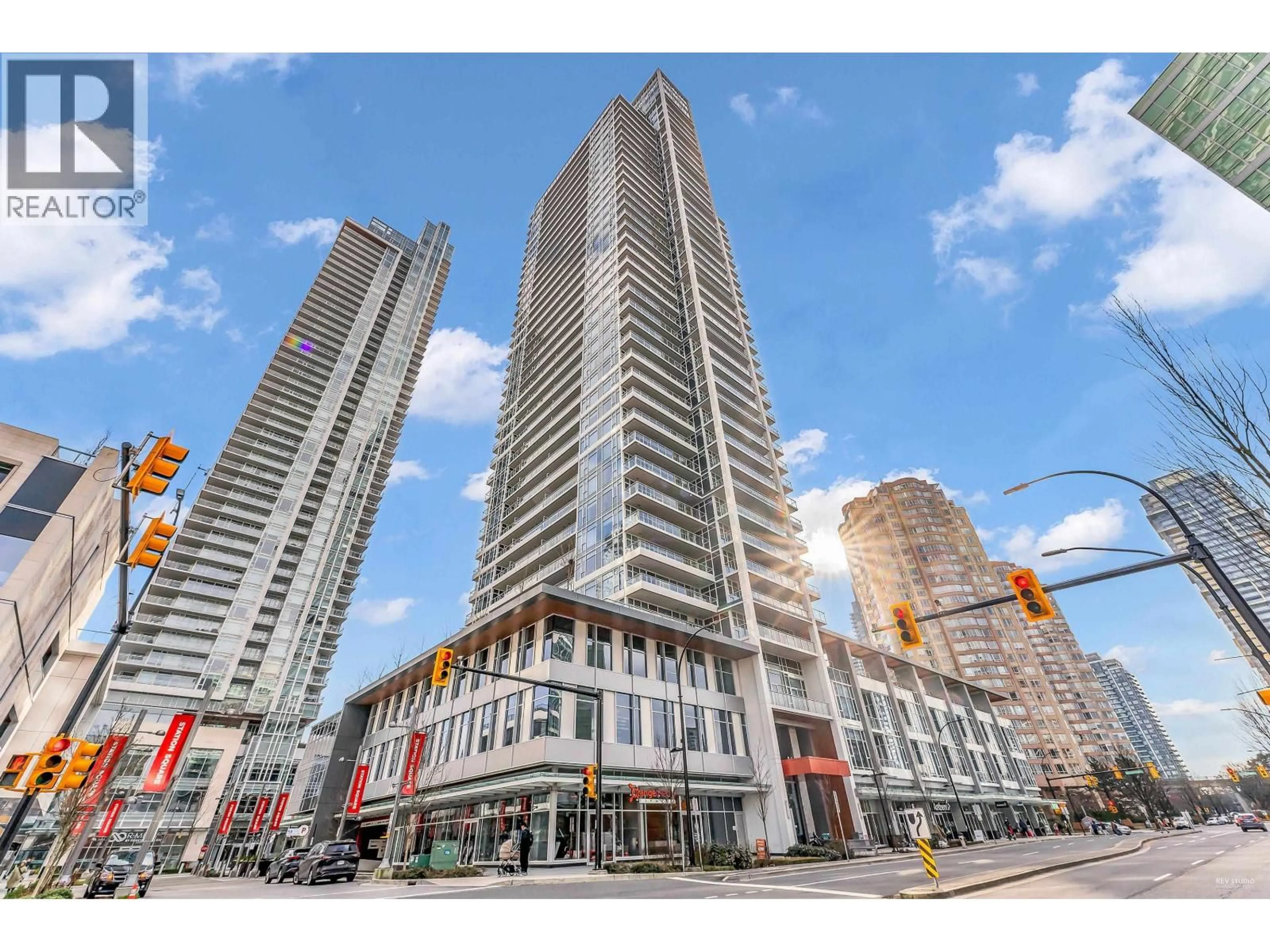 Patio, street for 2507 - 6080 MCKAY AVENUE, Burnaby British Columbia V5H0J4