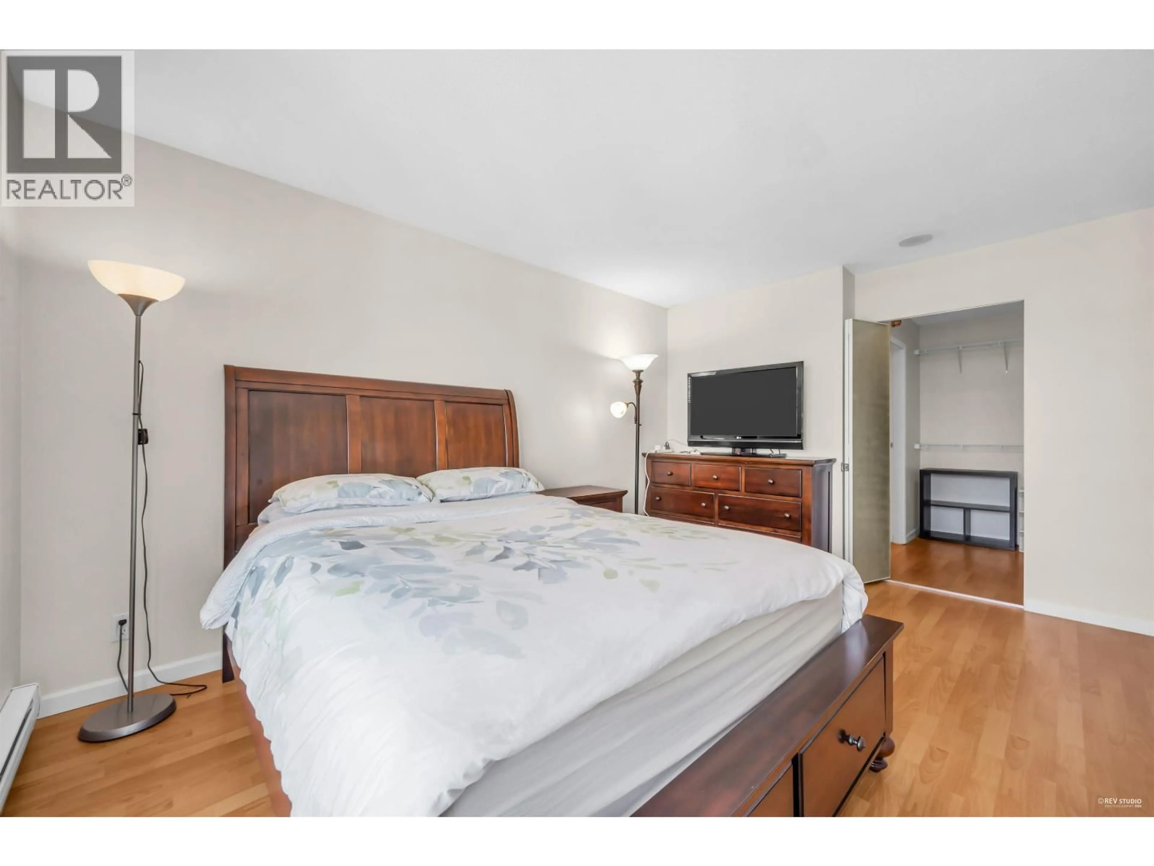 Bedroom with bed, wood/laminate floor for 1708 - 7831 WESTMINSTER HIGHWAY, Richmond British Columbia V6X4J4