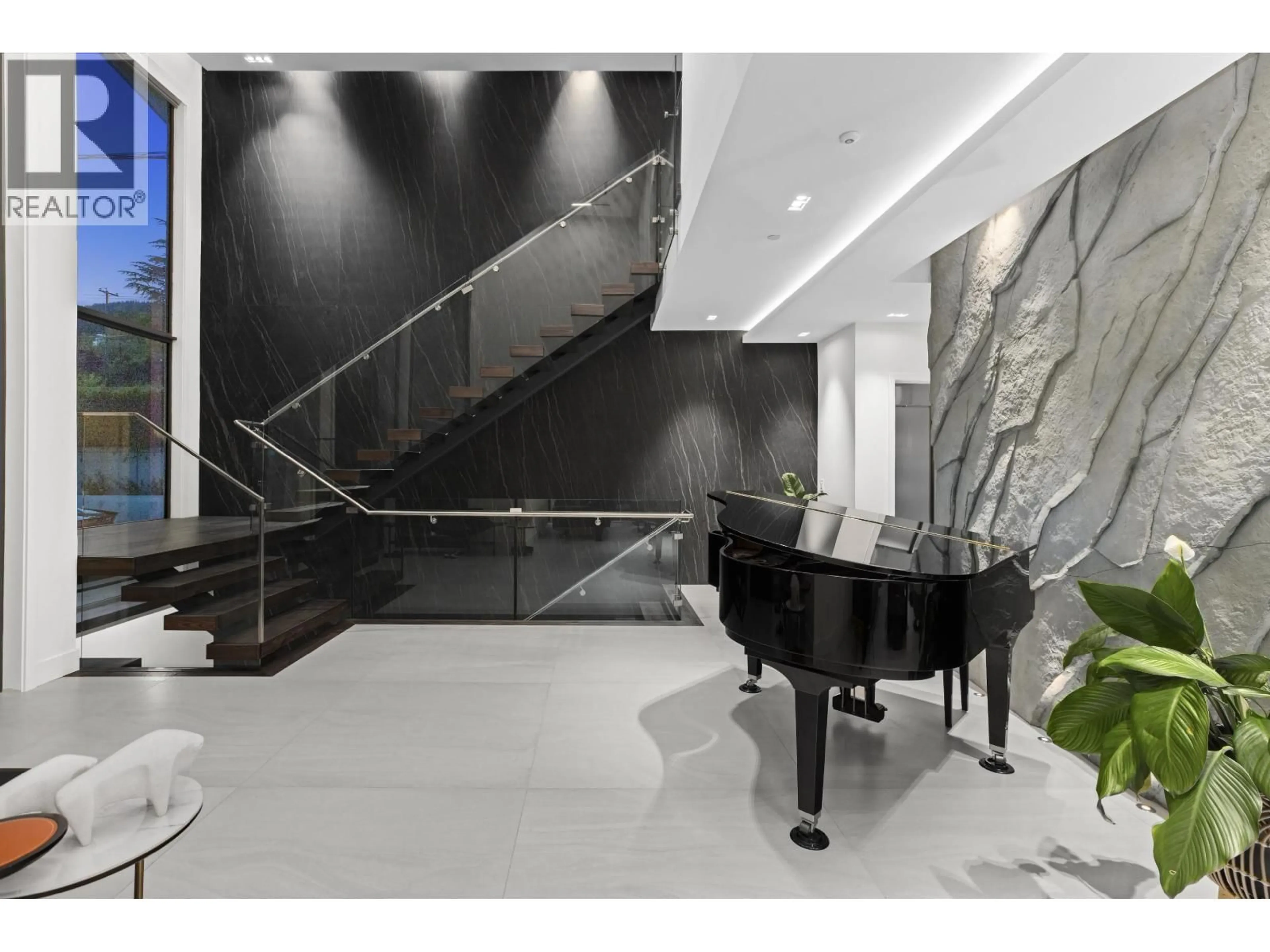 Unknown for 1840 ORCHARD WAY, West Vancouver British Columbia V7V4G2