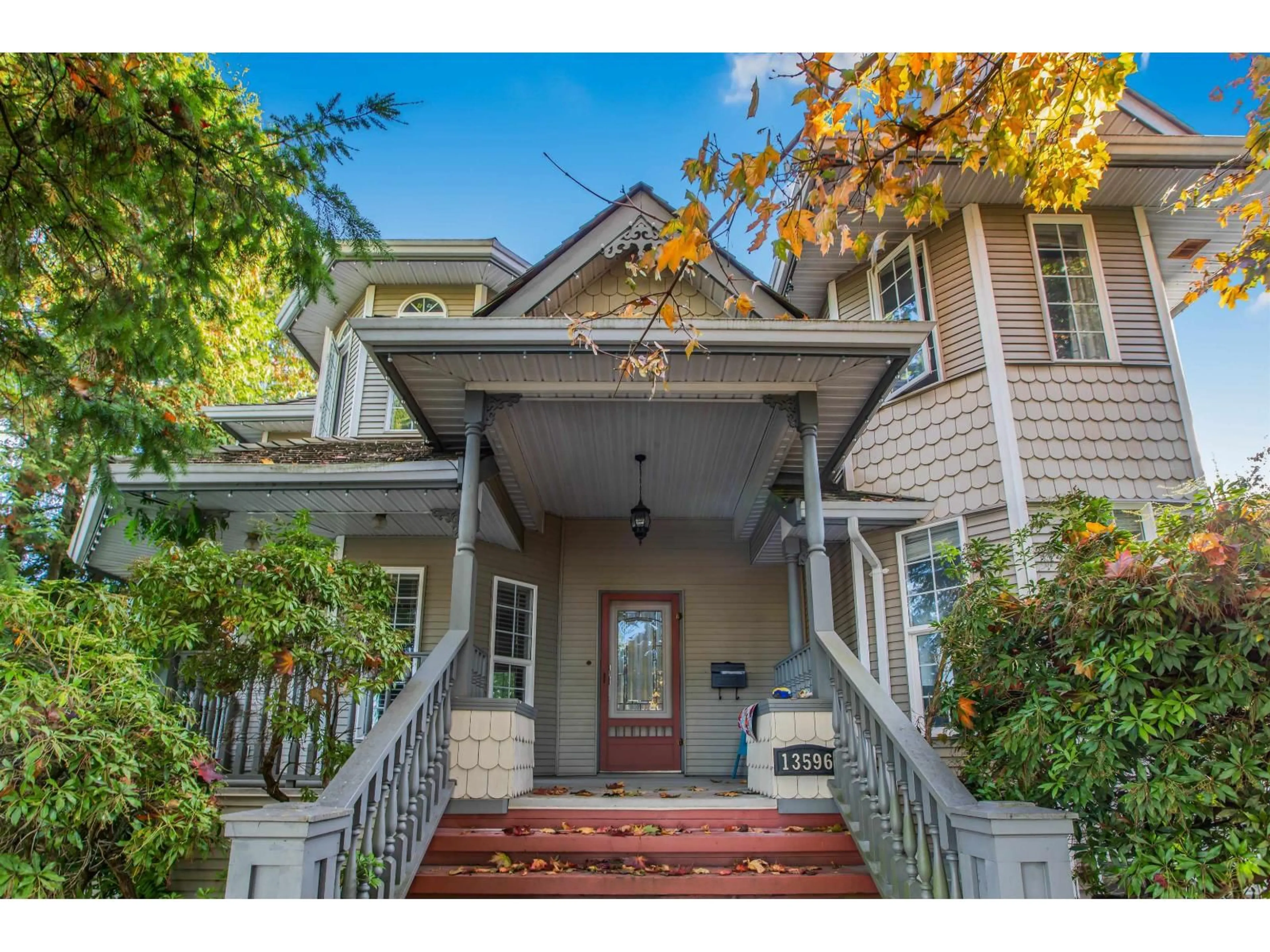 Unknown for 13596 60, Surrey British Columbia V3X2M6