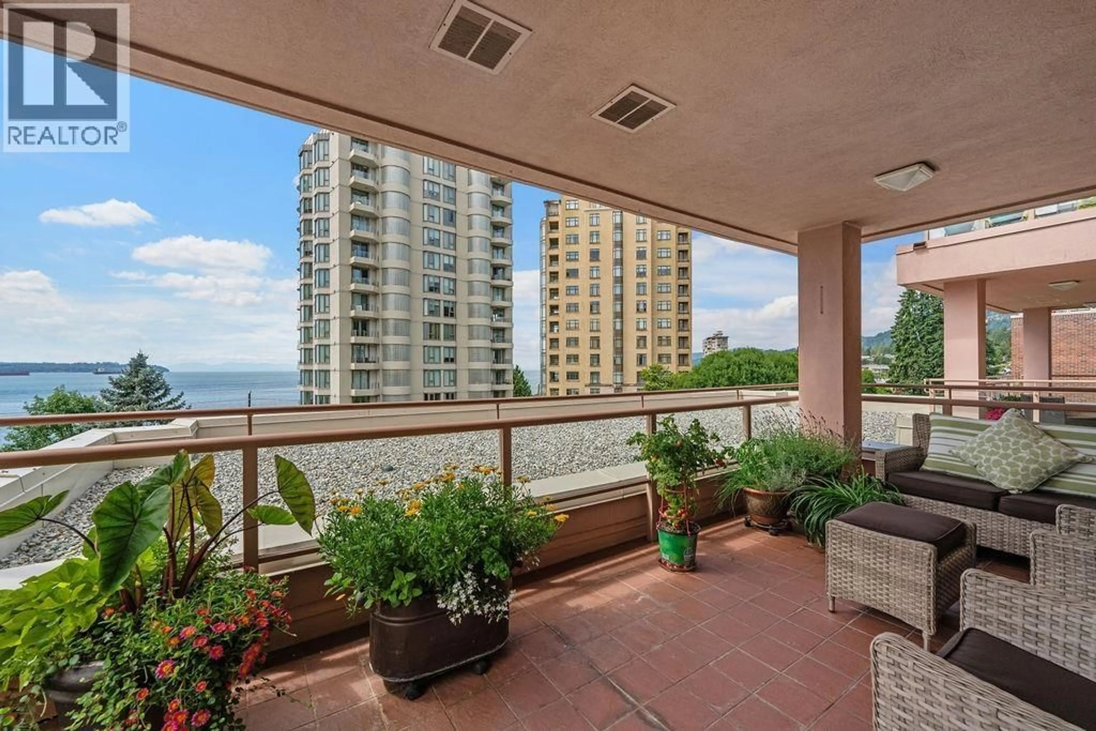 Balcony in the apartment, city buildings view from balcony for 402 - 2271 BELLEVUE AVENUE, West Vancouver British Columbia V7V4X1