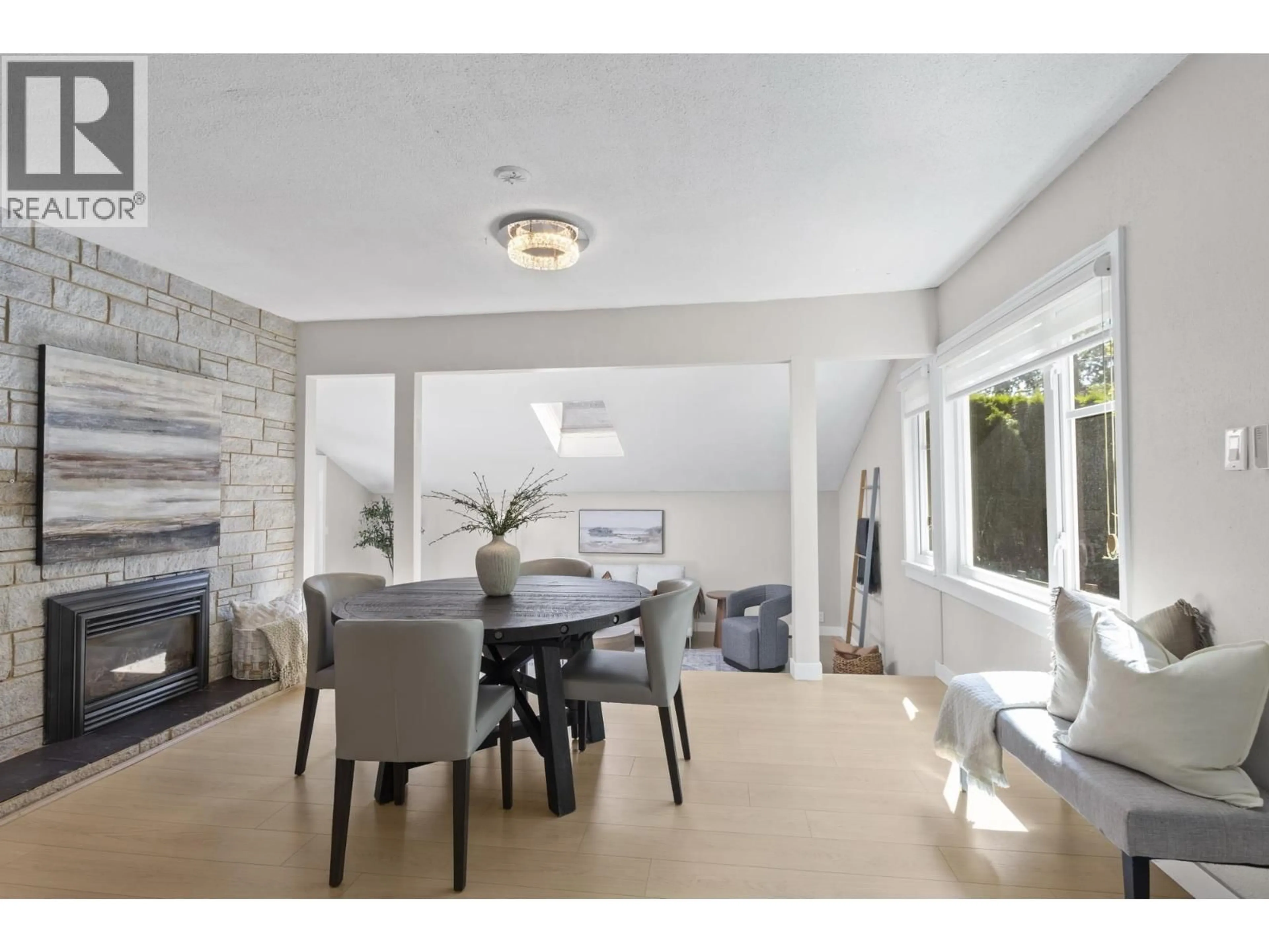 Dining room, ceramic/tile floor for 1232 21ST STREET, North Vancouver British Columbia V7P2C9