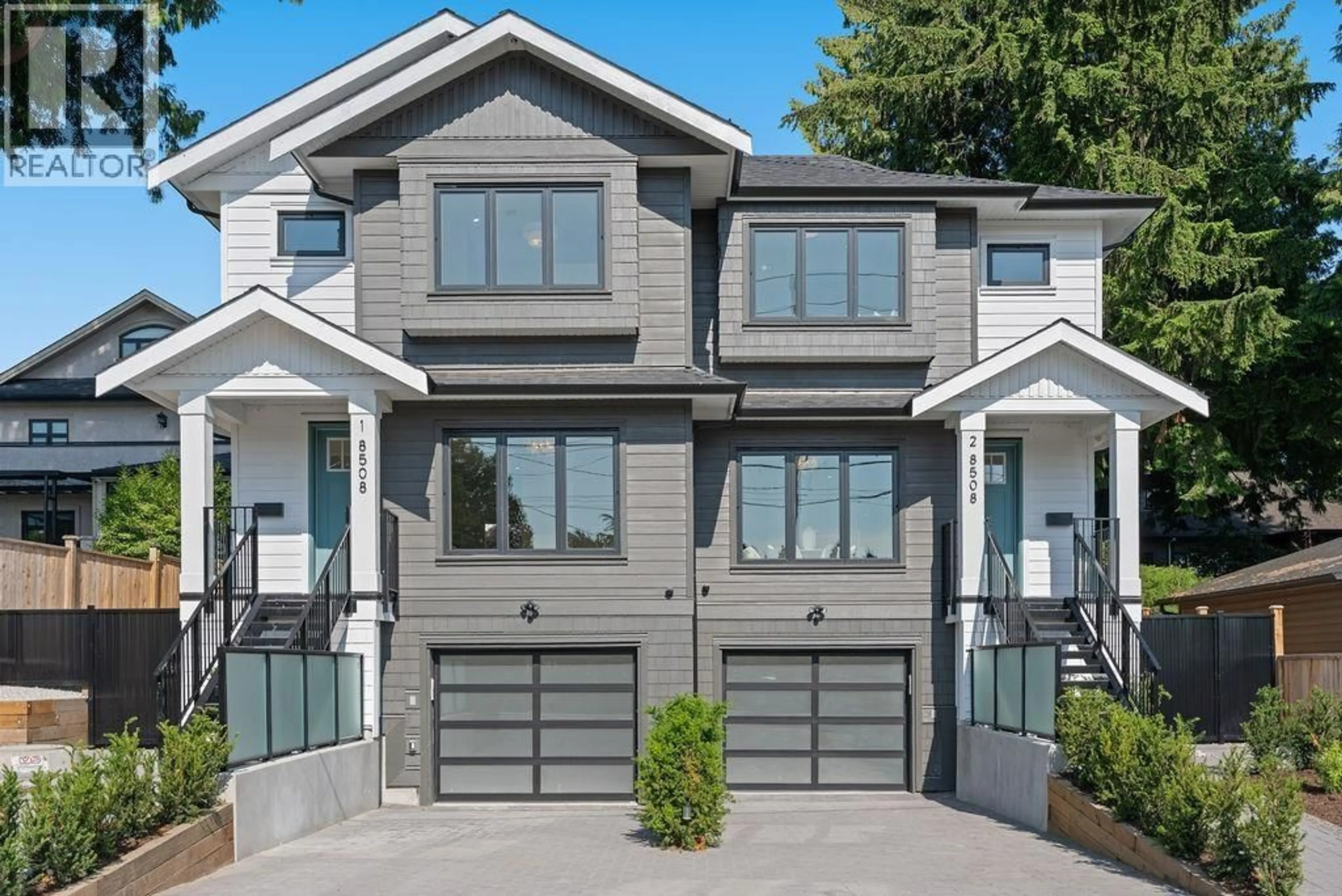 Home with vinyl exterior material, street for 2 - 8508 EAST BOULEVARD, Vancouver British Columbia V6P5E6