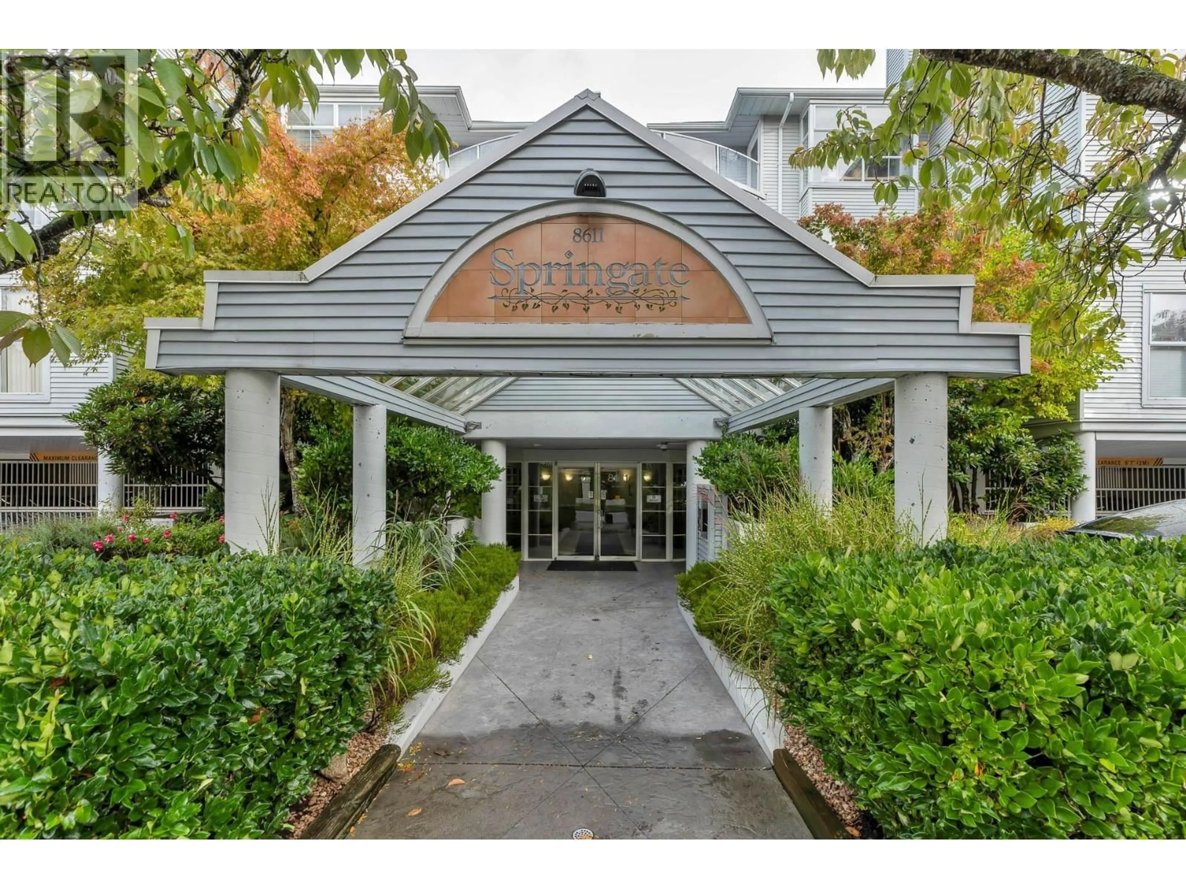 Indoor foyer for 203 - 8611 GENERAL CURRIE ROAD, Richmond British Columbia V6Y3W4