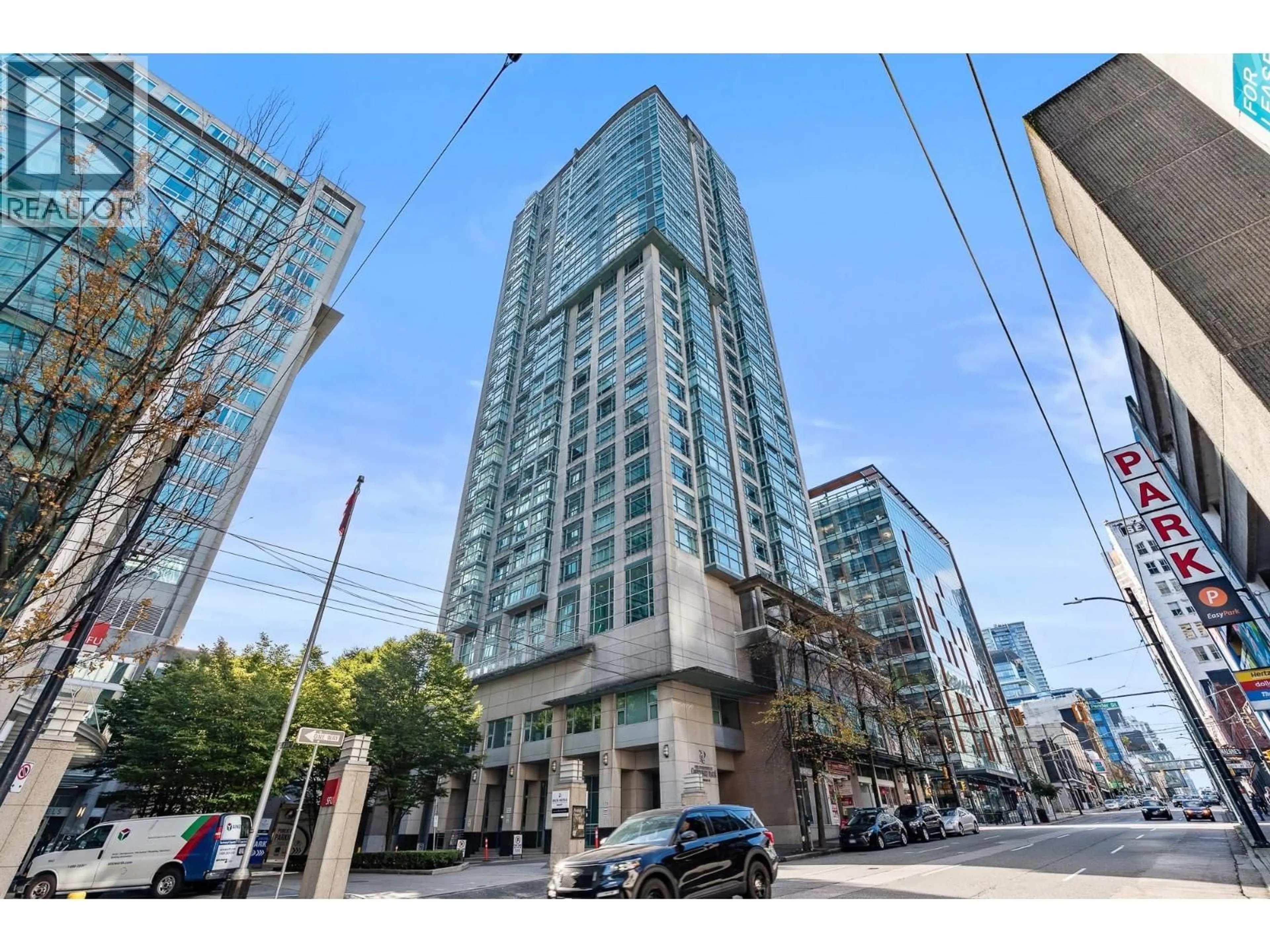 Indoor foyer for 805 - 438 SEYMOUR STREET, Vancouver British Columbia V6B6H4