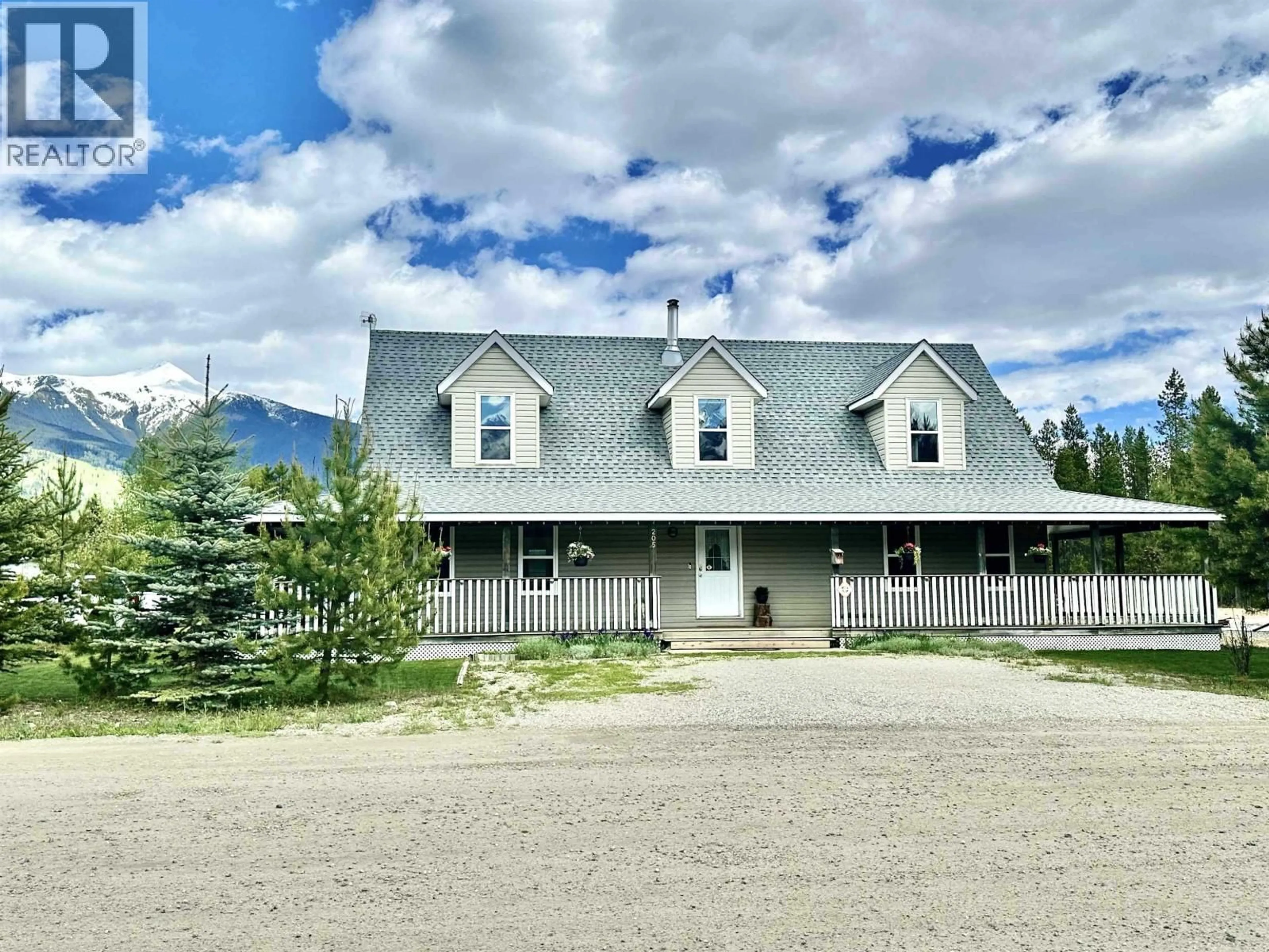 A pic from outside/outdoor area/front of a property/back of a property/a pic from drone, mountain view for 205 DOGWOOD STREET, Valemount British Columbia V0E2Z0