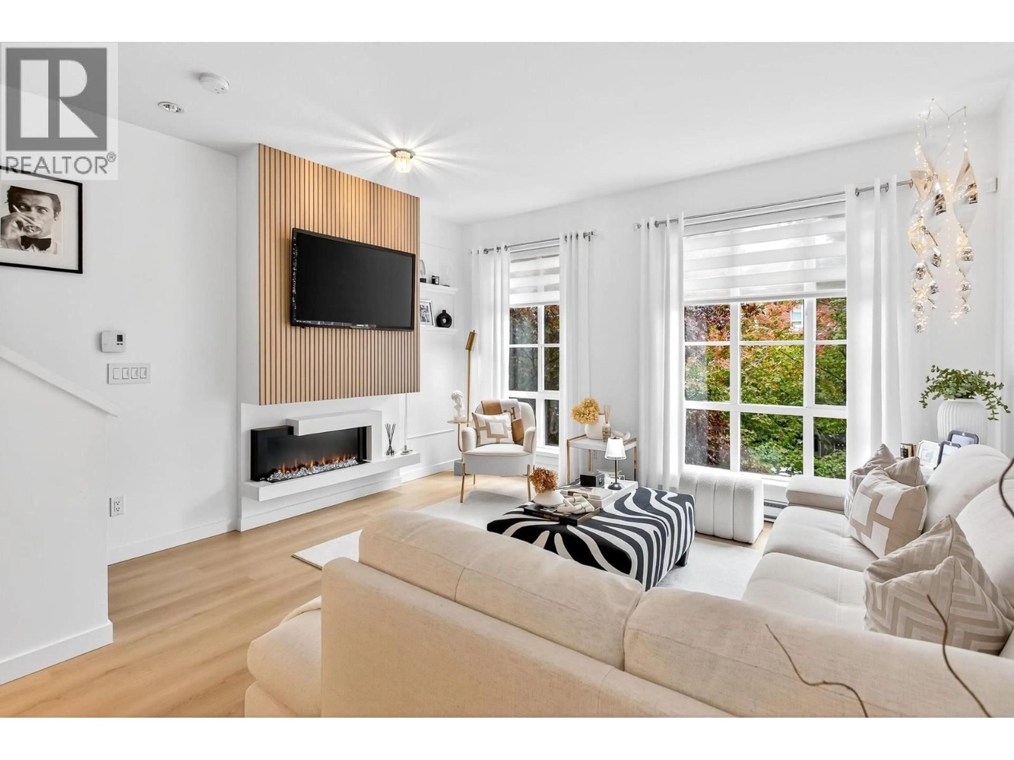Living room with furniture, unknown for 5 - 1240 HOLTBY STREET, Coquitlam British Columbia V3B0E5