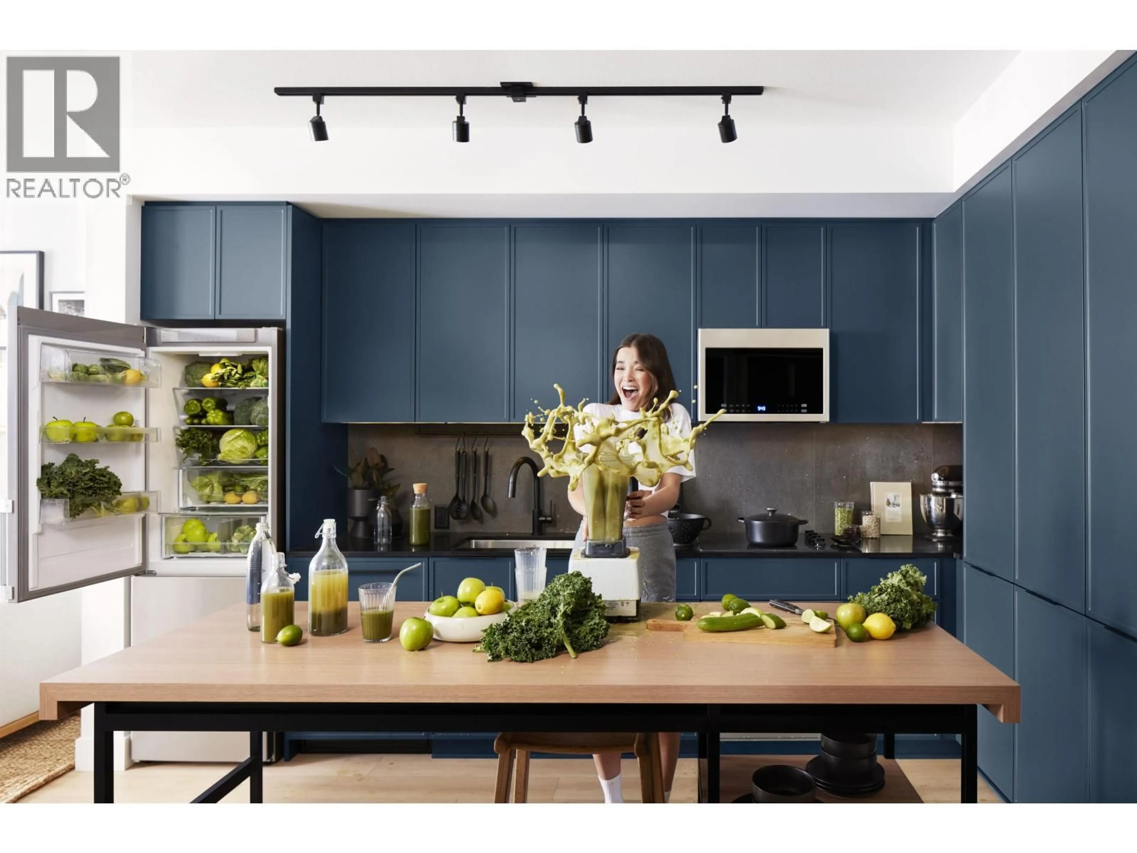 Contemporary kitchen, unknown for 205 - 3055 MURRAY STREET, Port Moody British Columbia V3H1X3