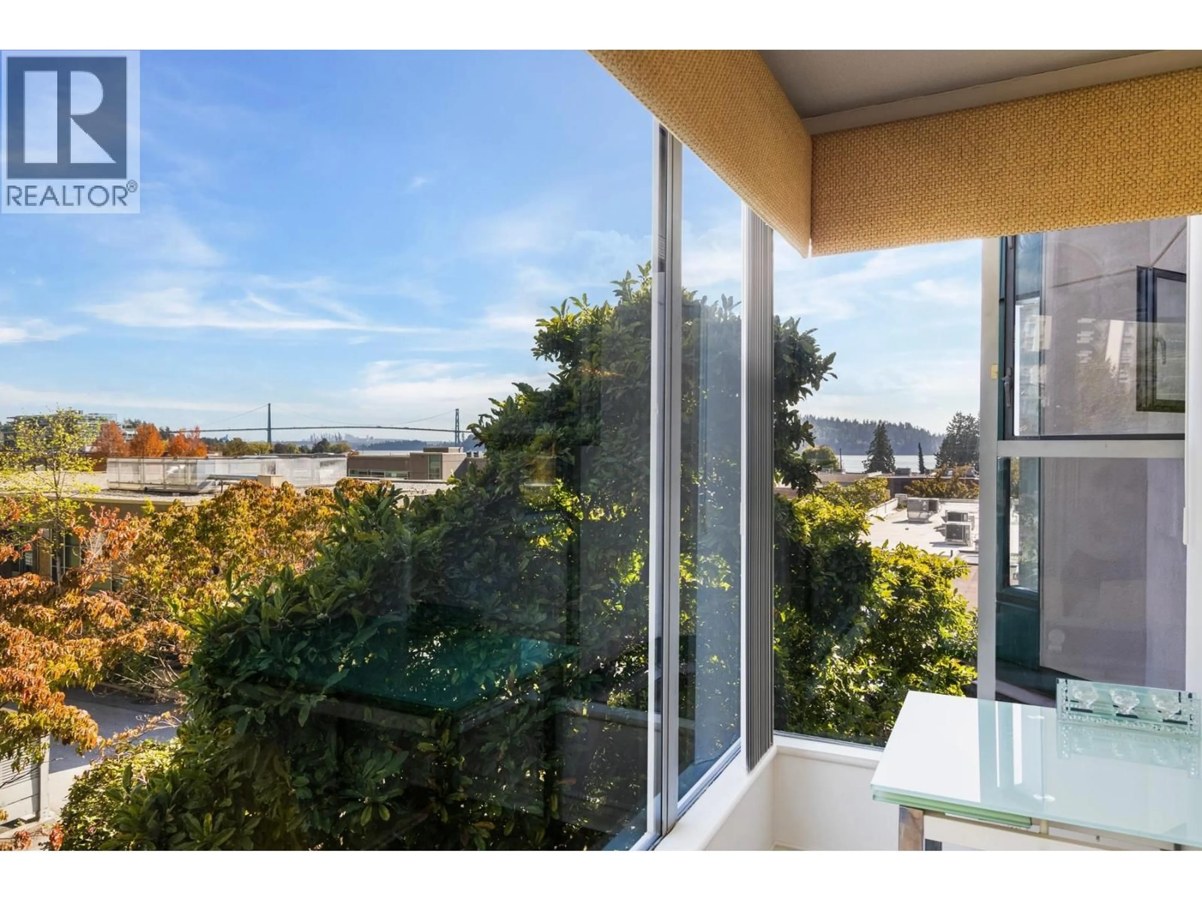 Balcony in the apartment, water/lake/river/ocean view for 201 - 588 16TH STREET, West Vancouver British Columbia V7T1A7