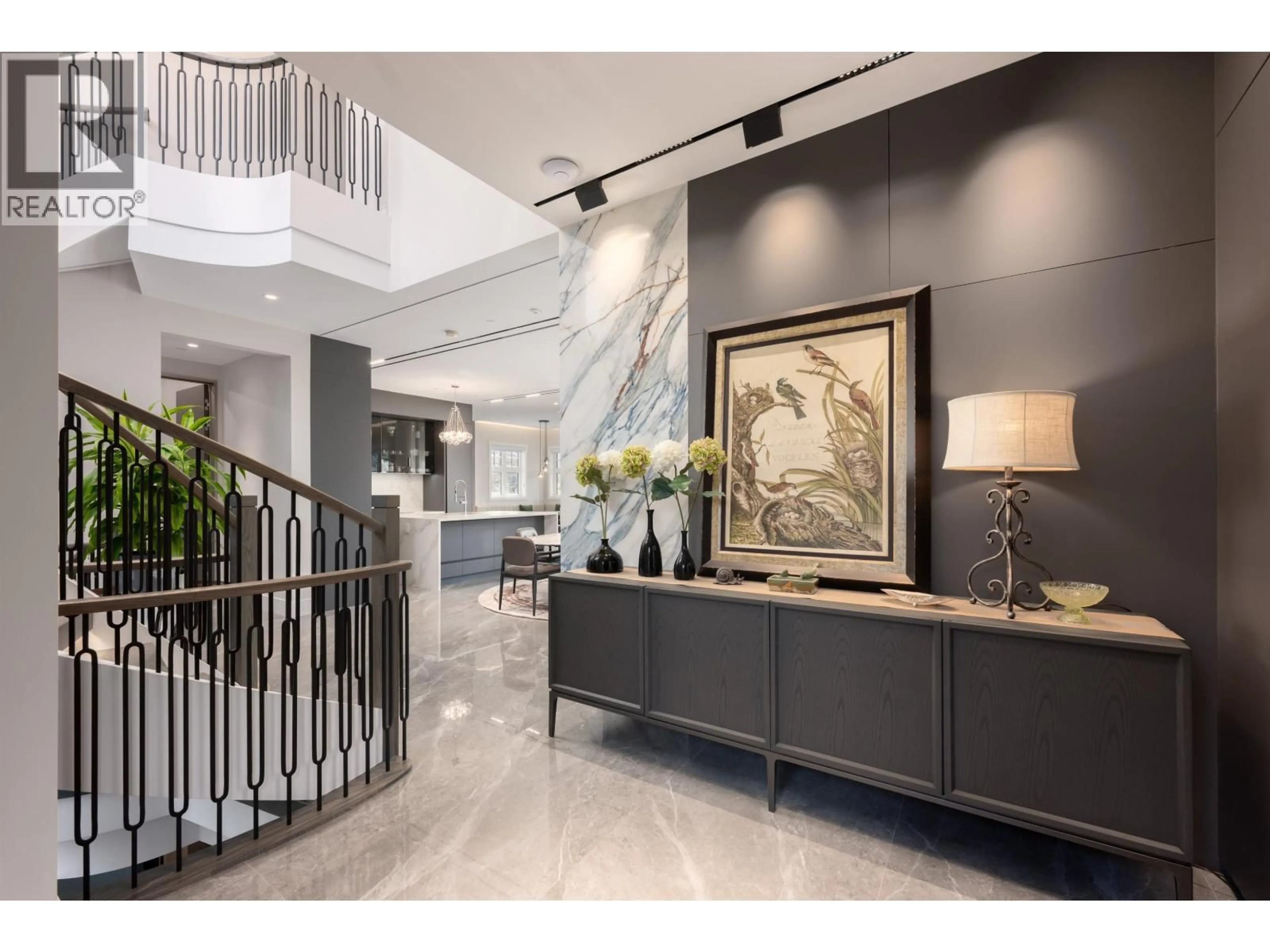 Indoor foyer for 3792 34TH AVENUE, Vancouver British Columbia V6N2L1