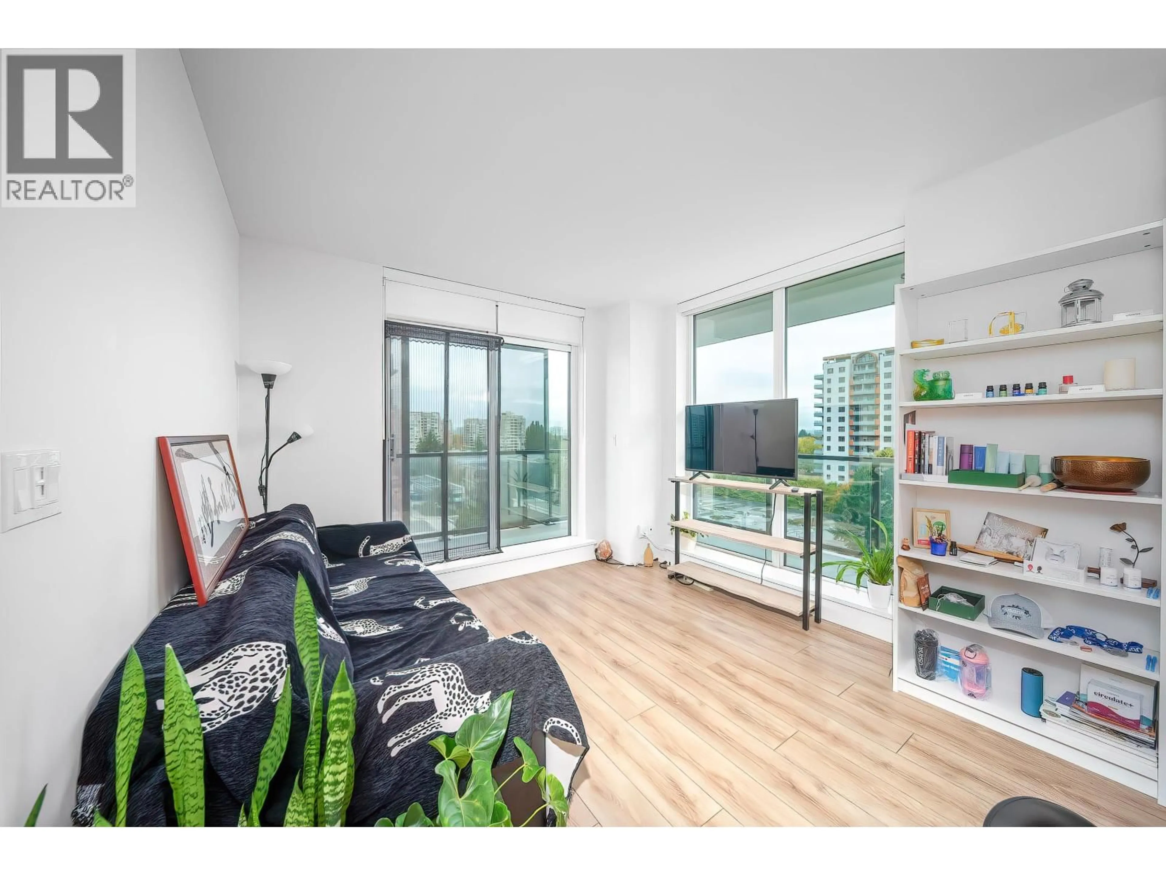 A pic of a room for 909 - 6633 BUSWELL STREET, Richmond British Columbia V6Y0M3