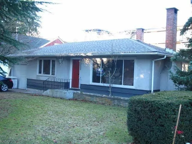 15305 17 AVENUE, Surrey 2