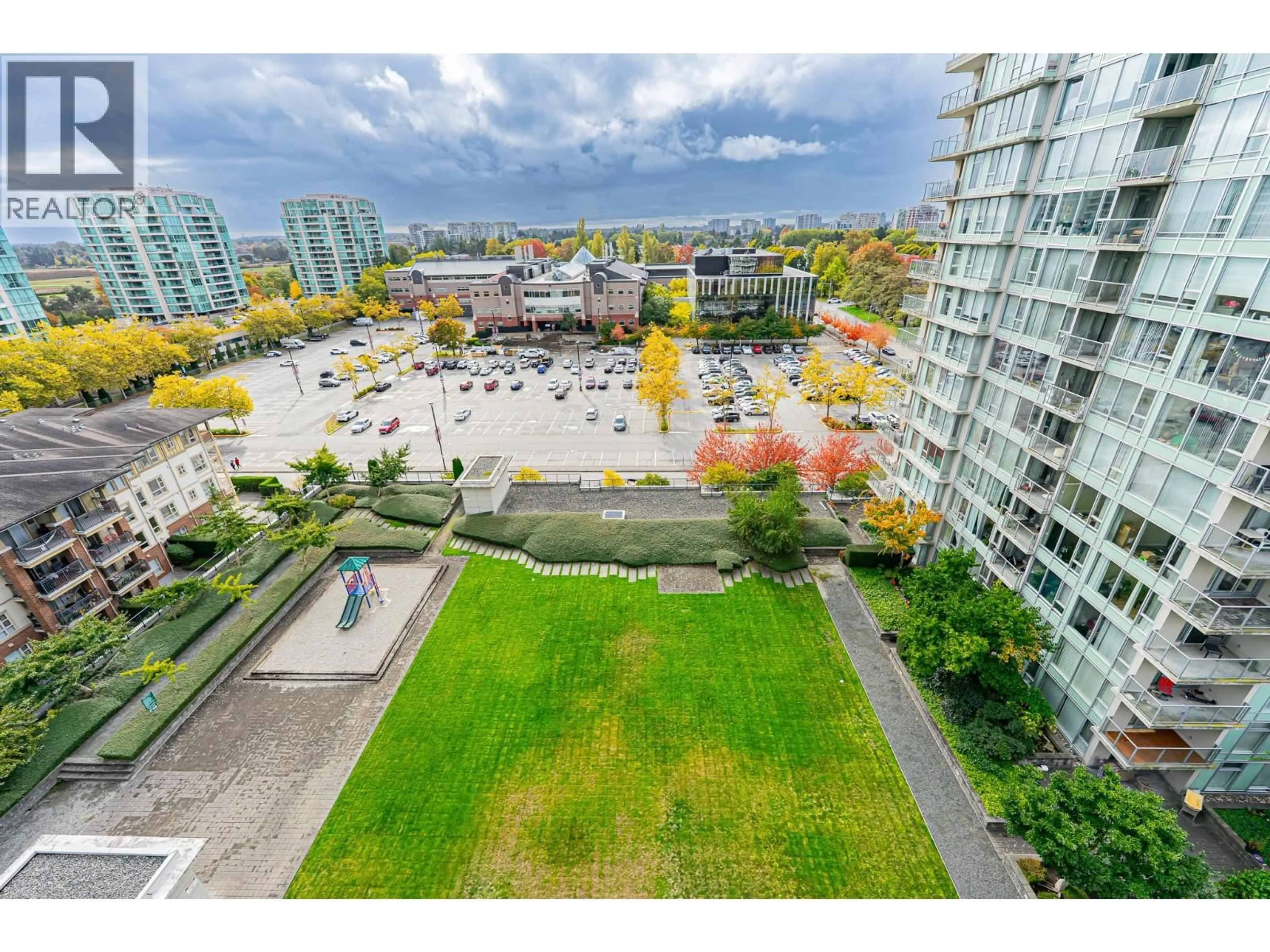A pic from outside/outdoor area/front of a property/back of a property/a pic from drone, city buildings view from balcony for 1508 - 5068 KWANTLEN STREET, Richmond British Columbia V6X4K4