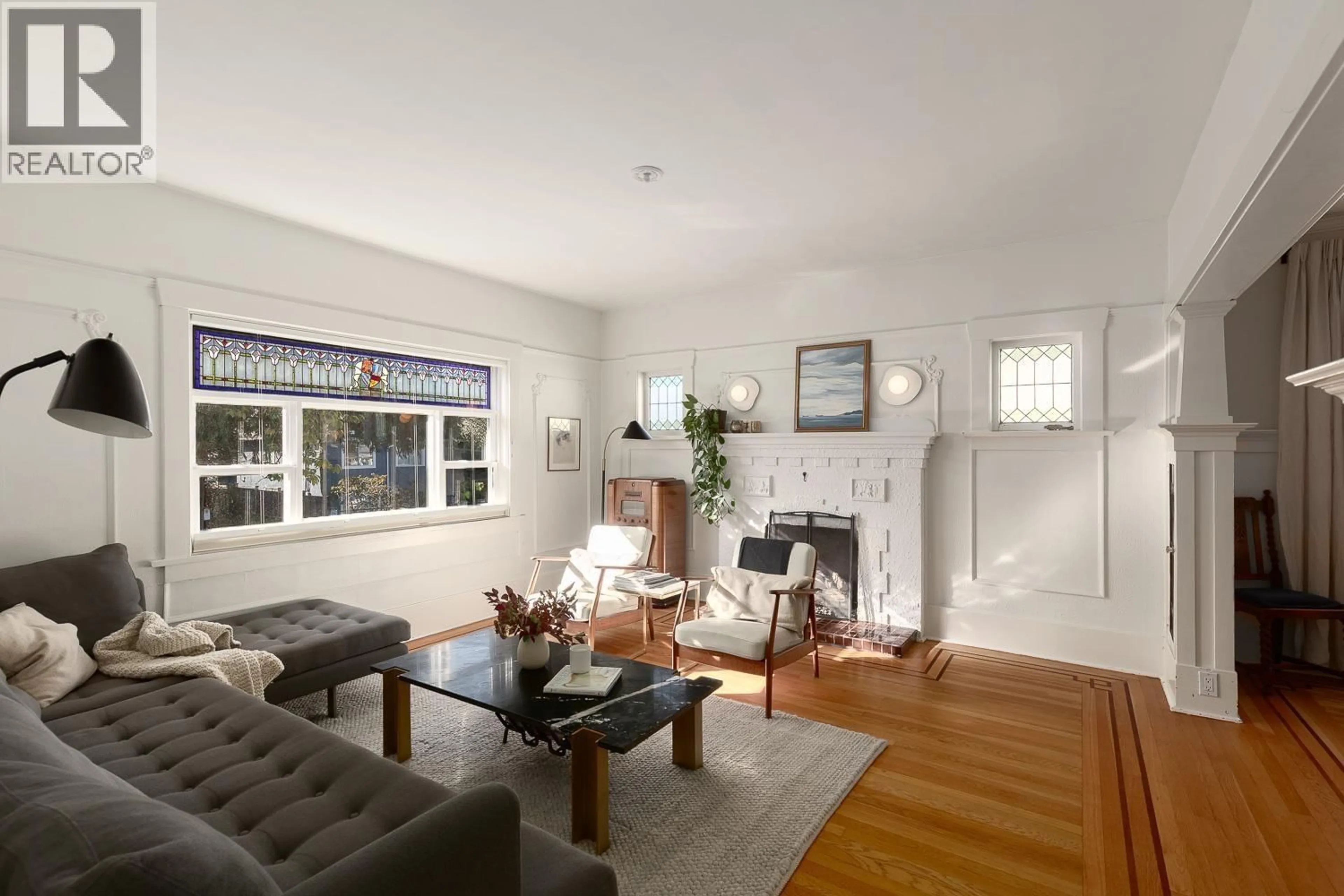 Living room with furniture, unknown for 1181 22ND AVENUE, Vancouver British Columbia V5V1W5