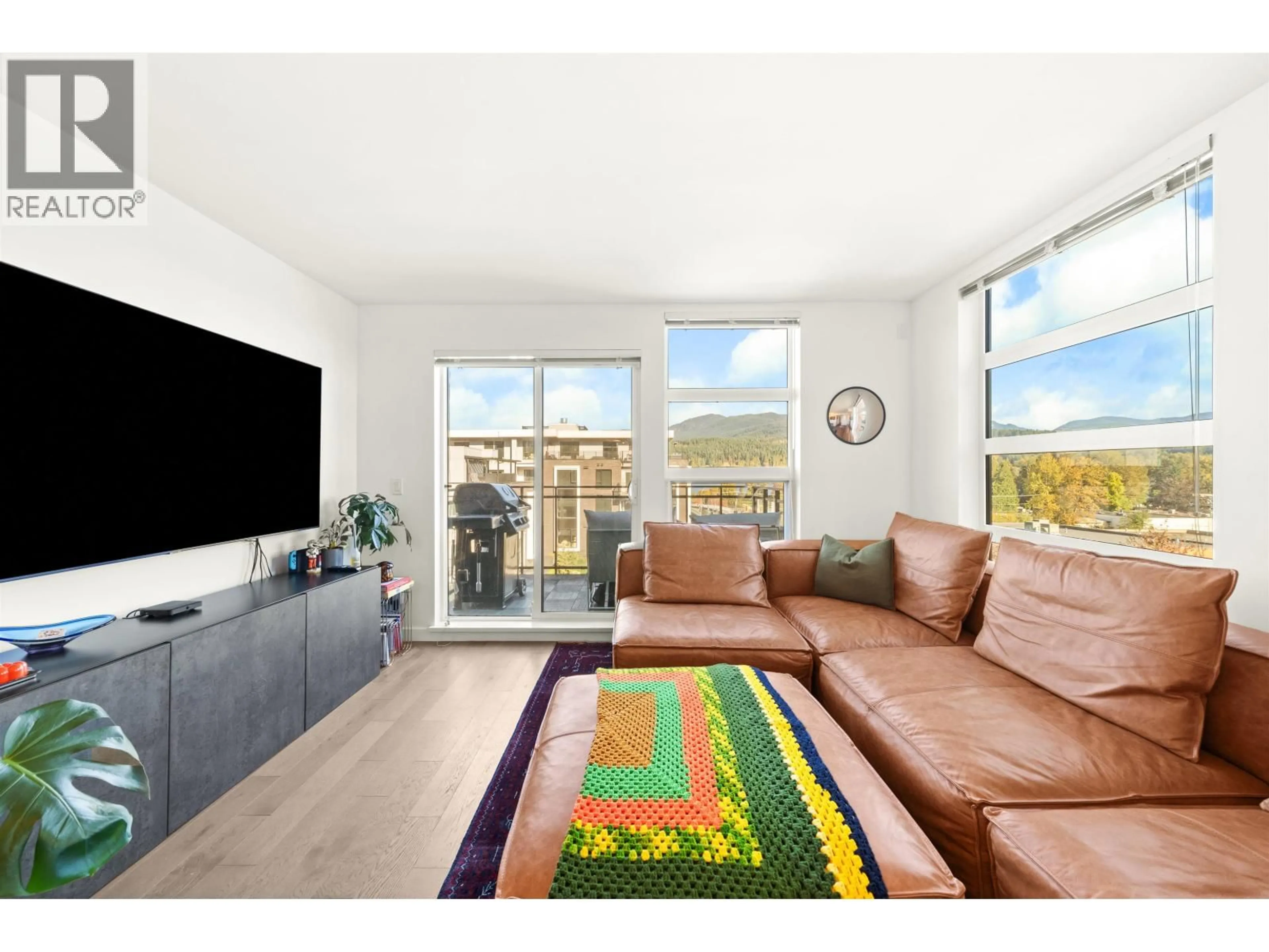 Living room with furniture, unknown for 501 - 95 MOODY STREET, Port Moody British Columbia V3H0H2