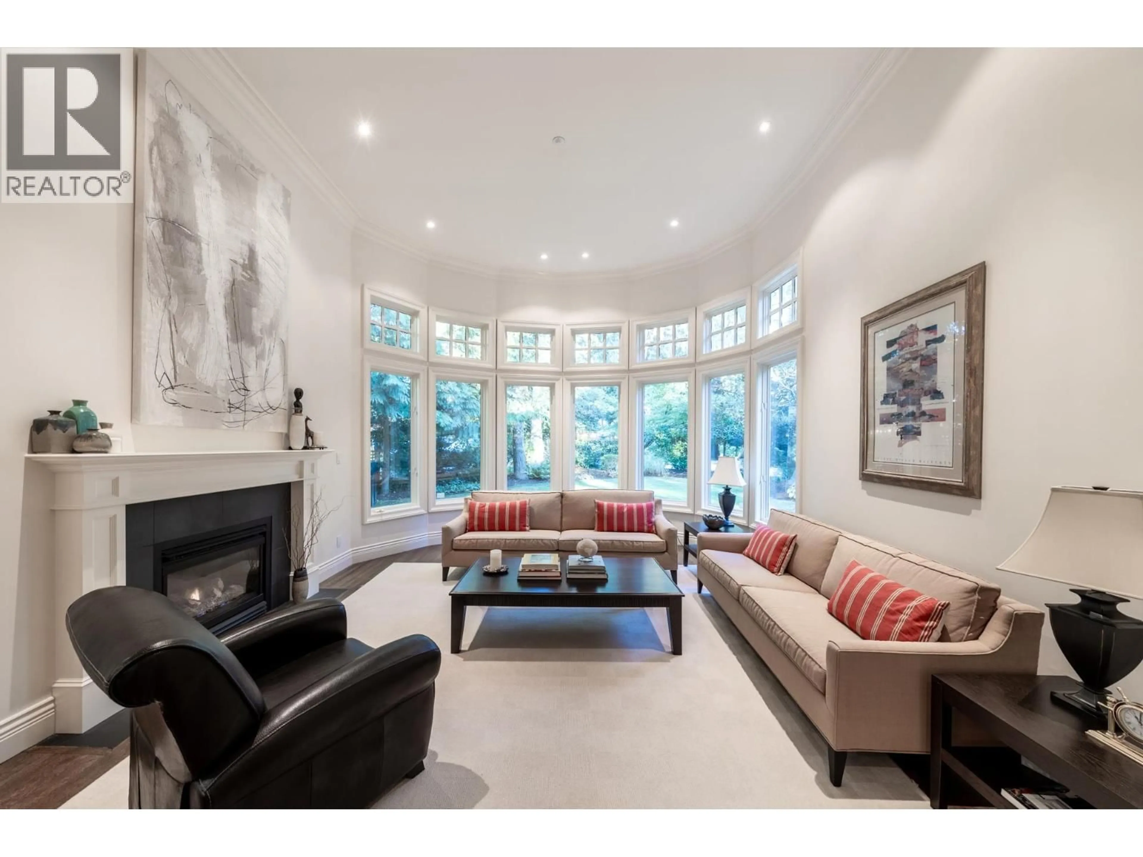 Living room with furniture, unknown for 448 GORDON AVENUE, West Vancouver British Columbia V7T1P3