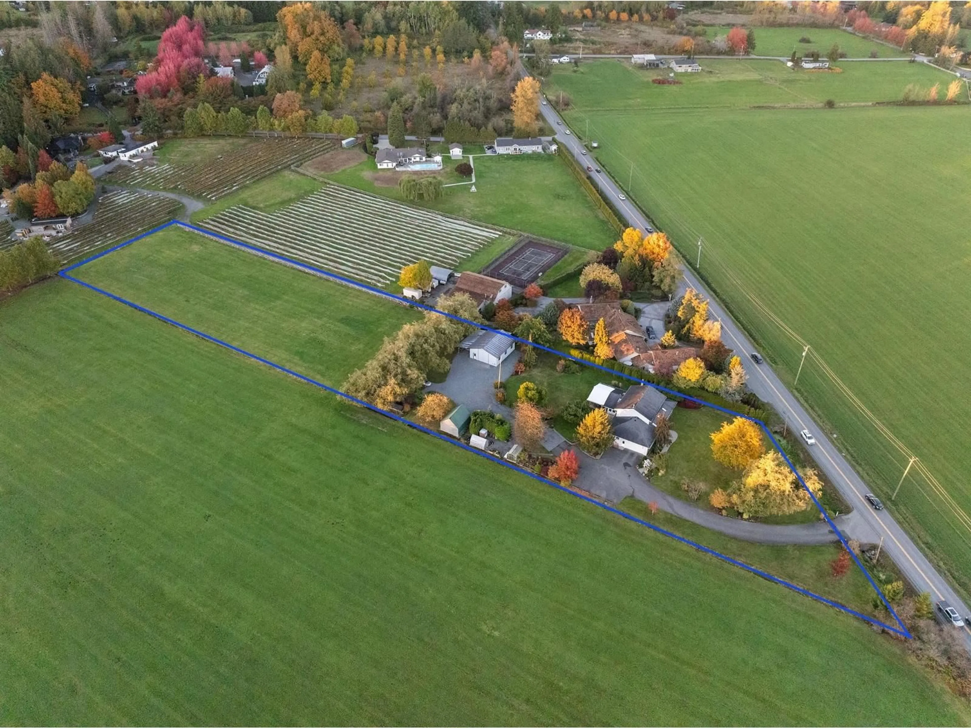 A pic from outside/outdoor area/front of a property/back of a property/a pic from drone, street for 7463 216, Langley British Columbia V2Y2S4