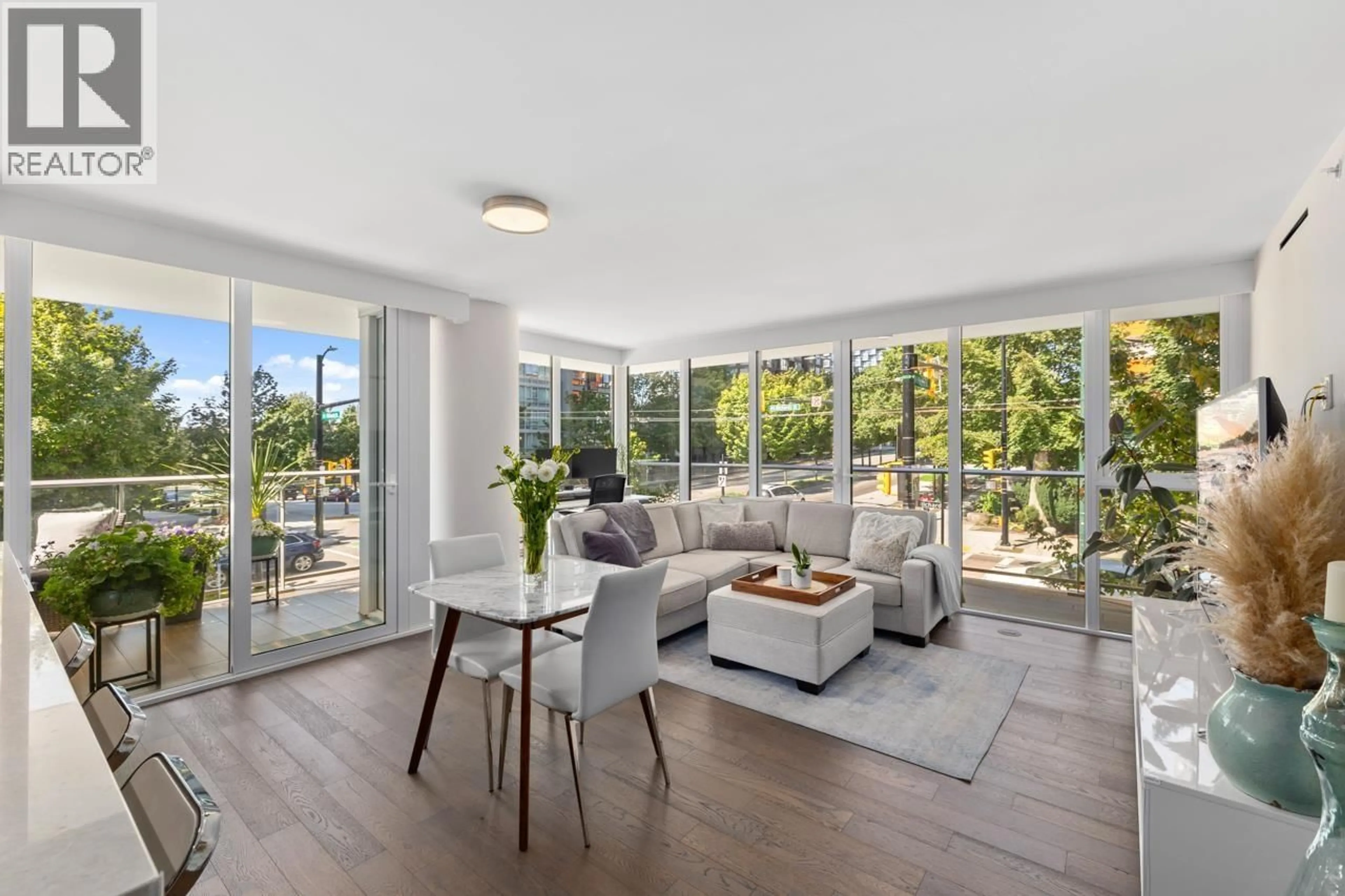 Living room with furniture, unknown for 201 - 499 PACIFIC STREET, Vancouver British Columbia V6B0N4