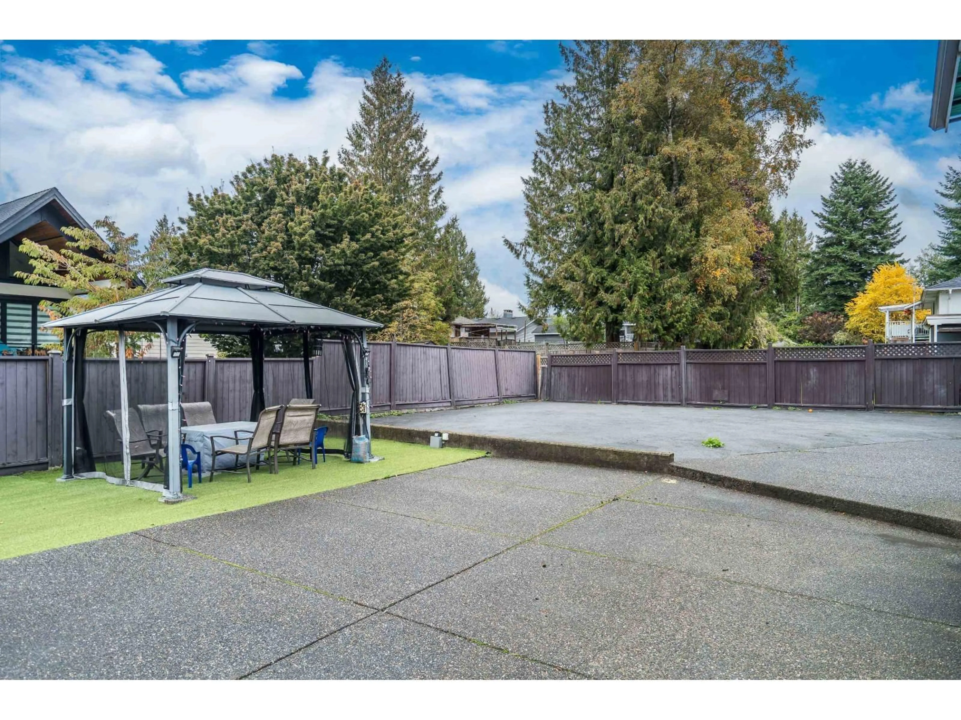Patio, street for 11713 94, Delta British Columbia V4C3R5