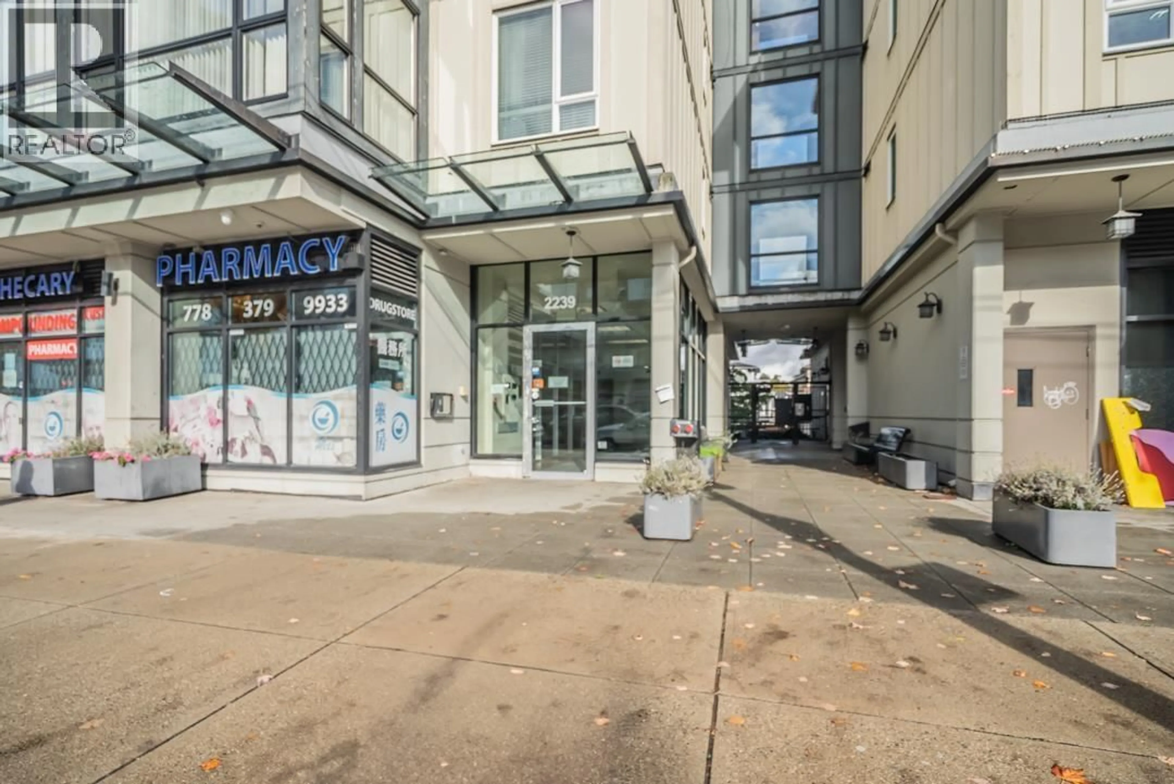 Unknown for 212 - 2239 KINGSWAY, Vancouver British Columbia V5N0E5