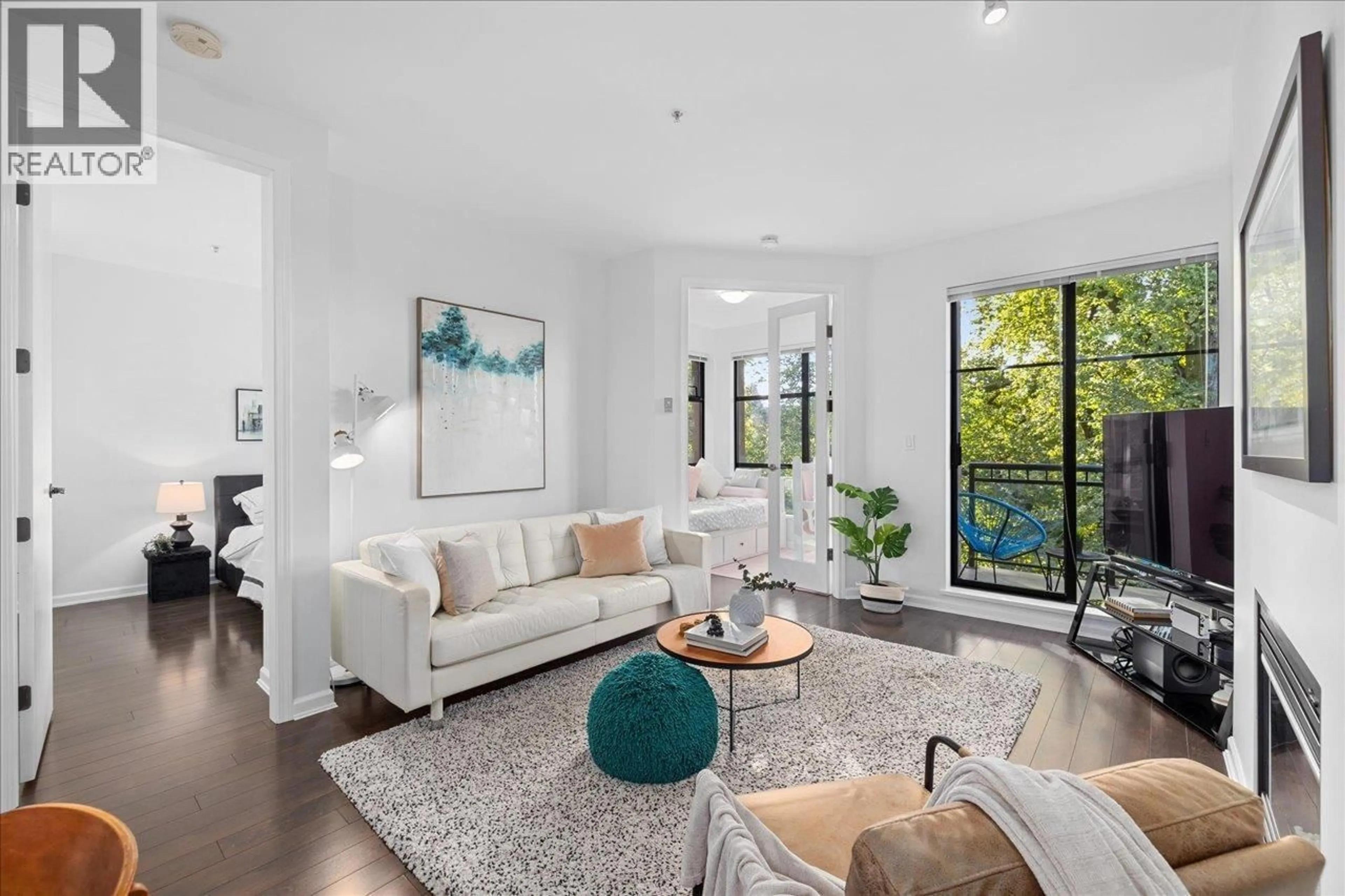 Living room with furniture, unknown for 412 - 2065 12TH AVENUE, Vancouver British Columbia V6J5L9